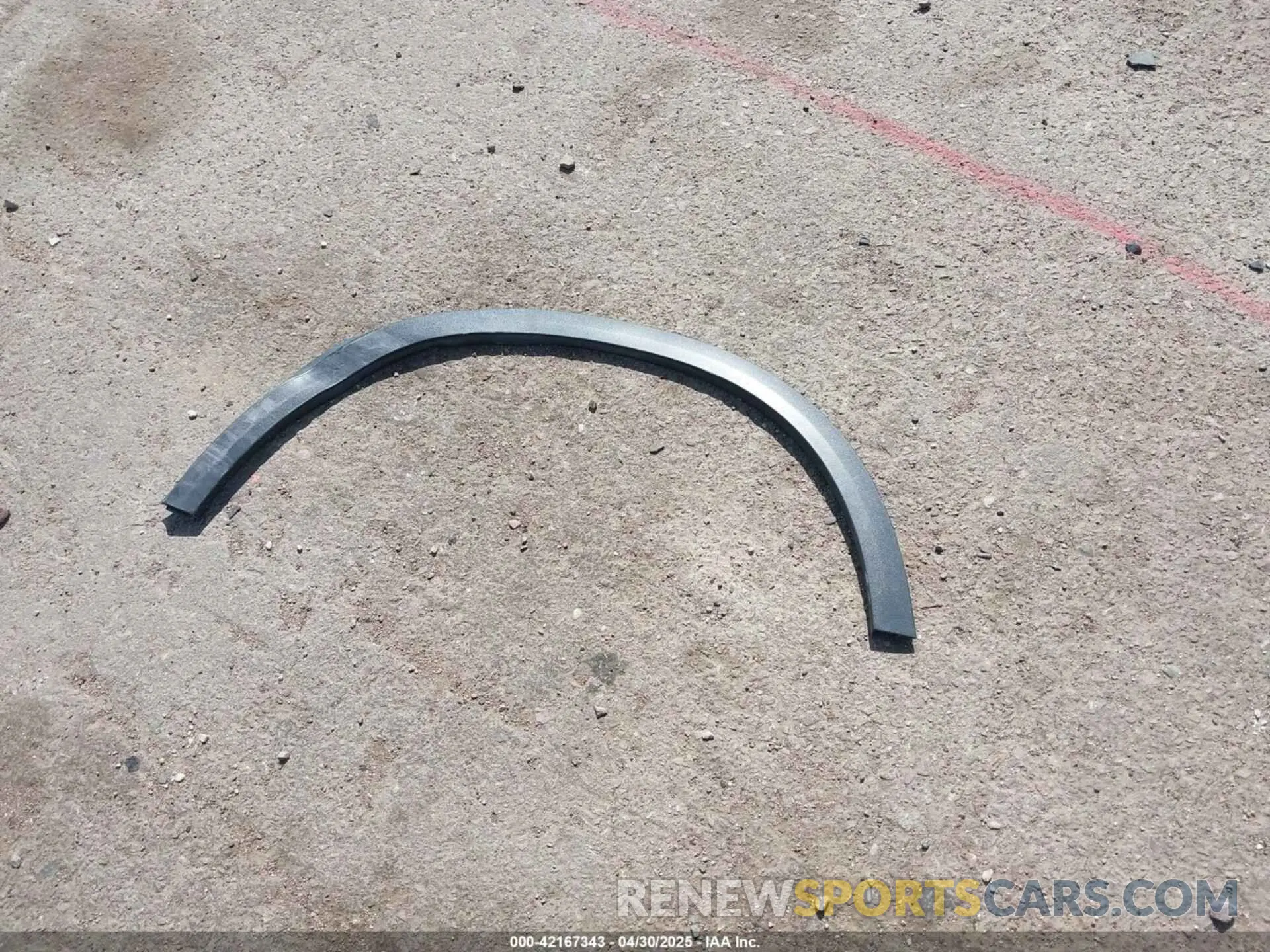 12 Photograph of a damaged car WDC0G4KB9KV147354 MERCEDES-BENZ GLC 300 2019