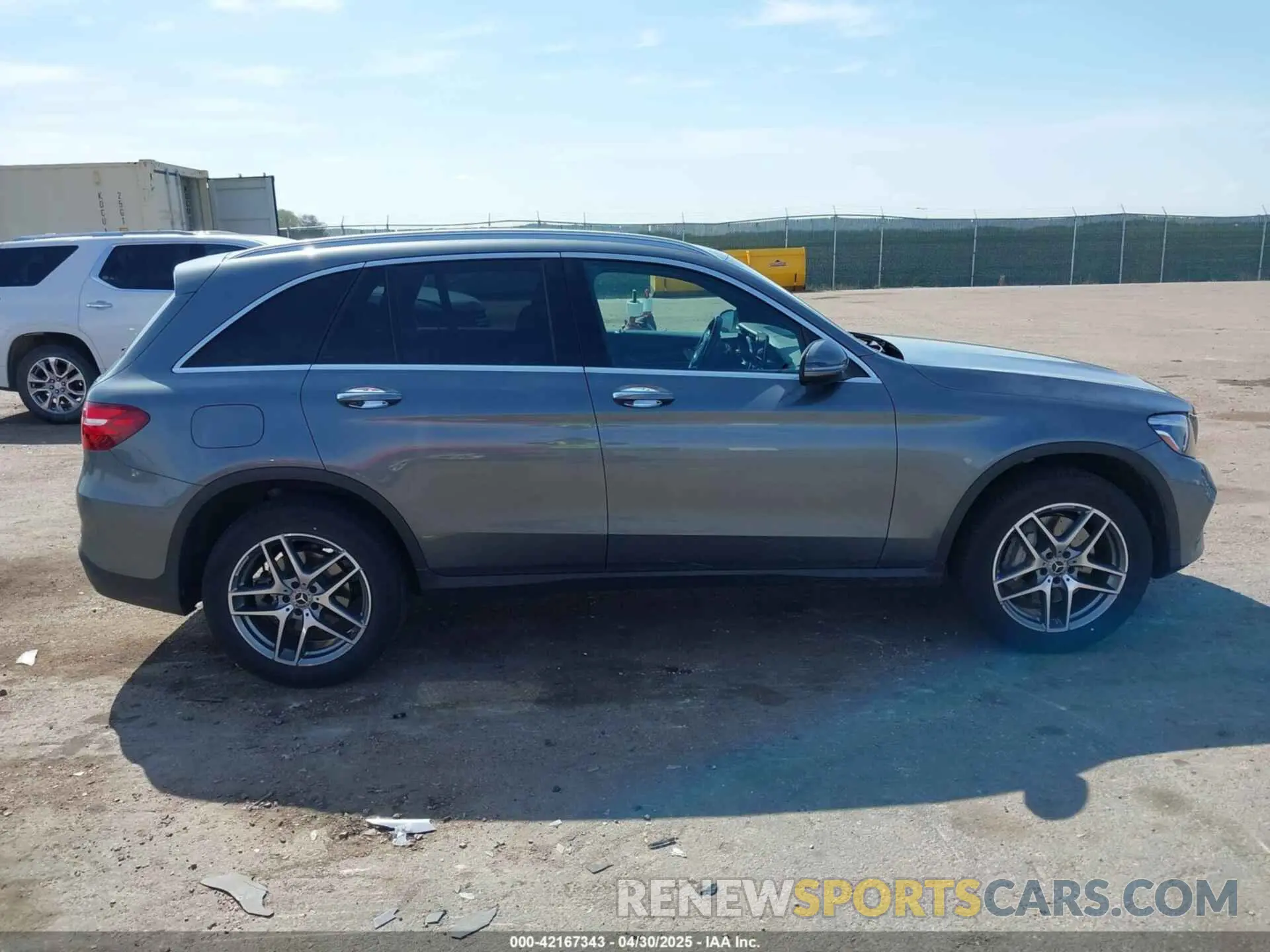 14 Photograph of a damaged car WDC0G4KB9KV147354 MERCEDES-BENZ GLC 300 2019