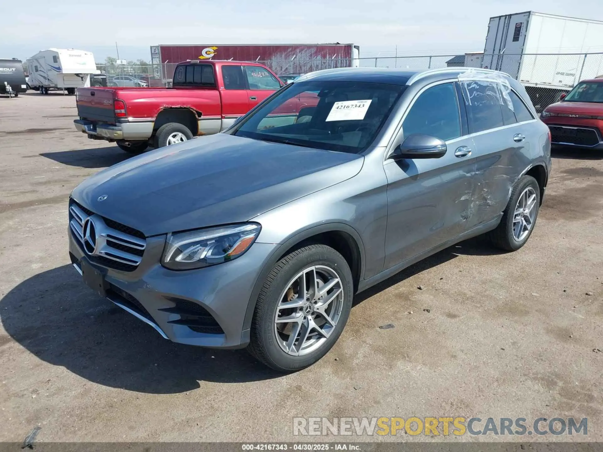 2 Photograph of a damaged car WDC0G4KB9KV147354 MERCEDES-BENZ GLC 300 2019
