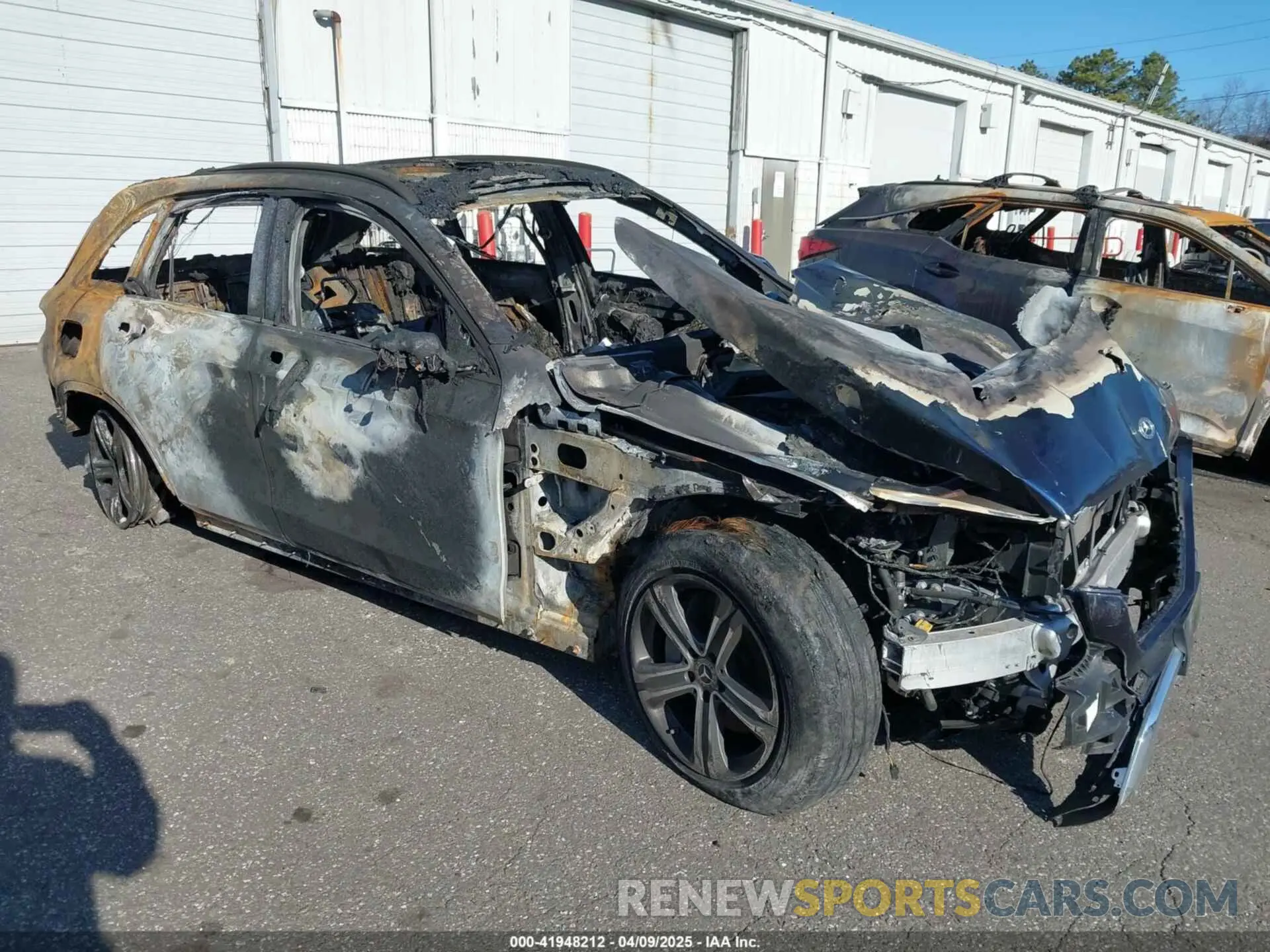 1 Photograph of a damaged car WDC0G4KBXKV123287 MERCEDES-BENZ GLC 300 2019