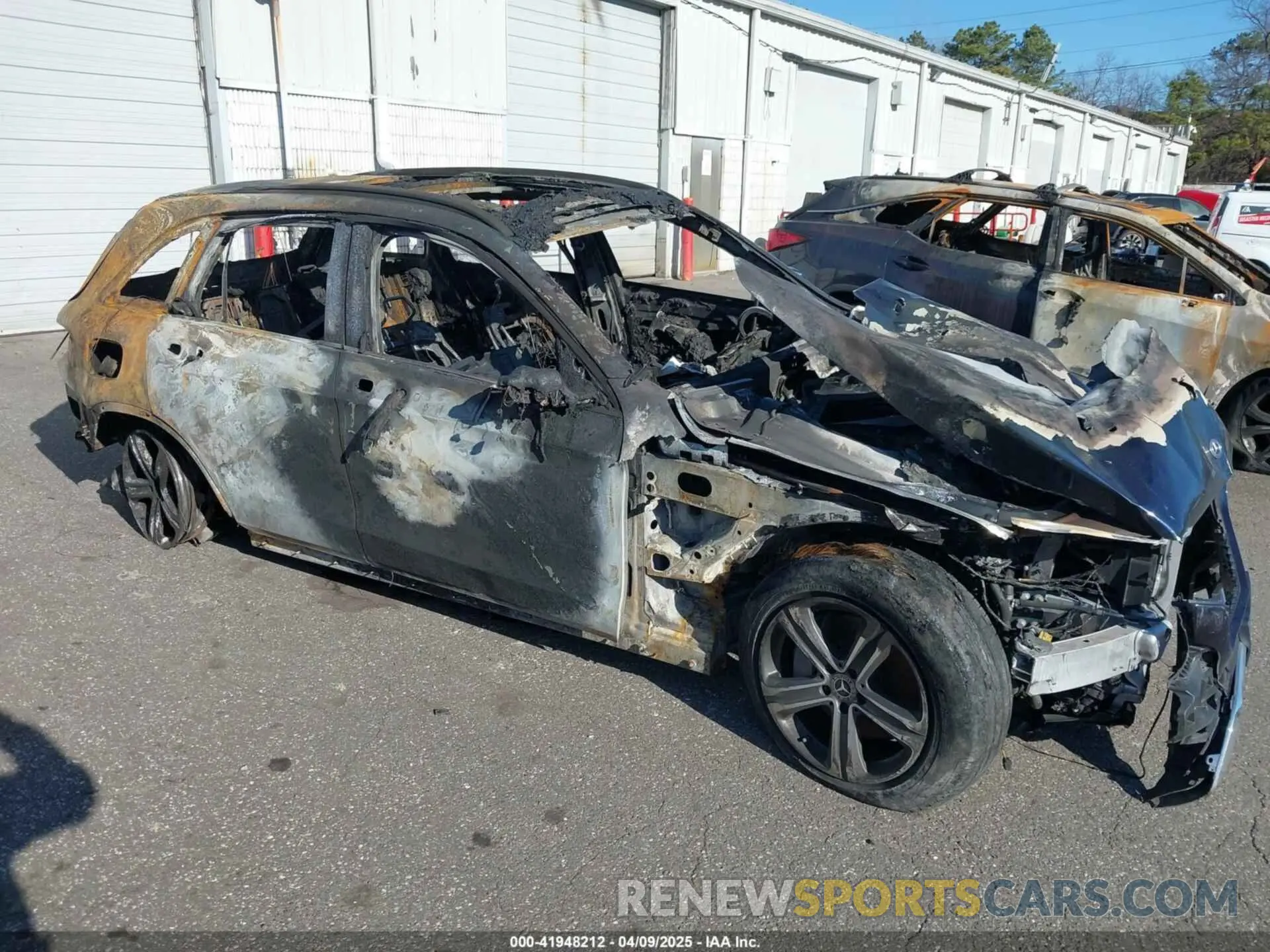6 Photograph of a damaged car WDC0G4KBXKV123287 MERCEDES-BENZ GLC 300 2019