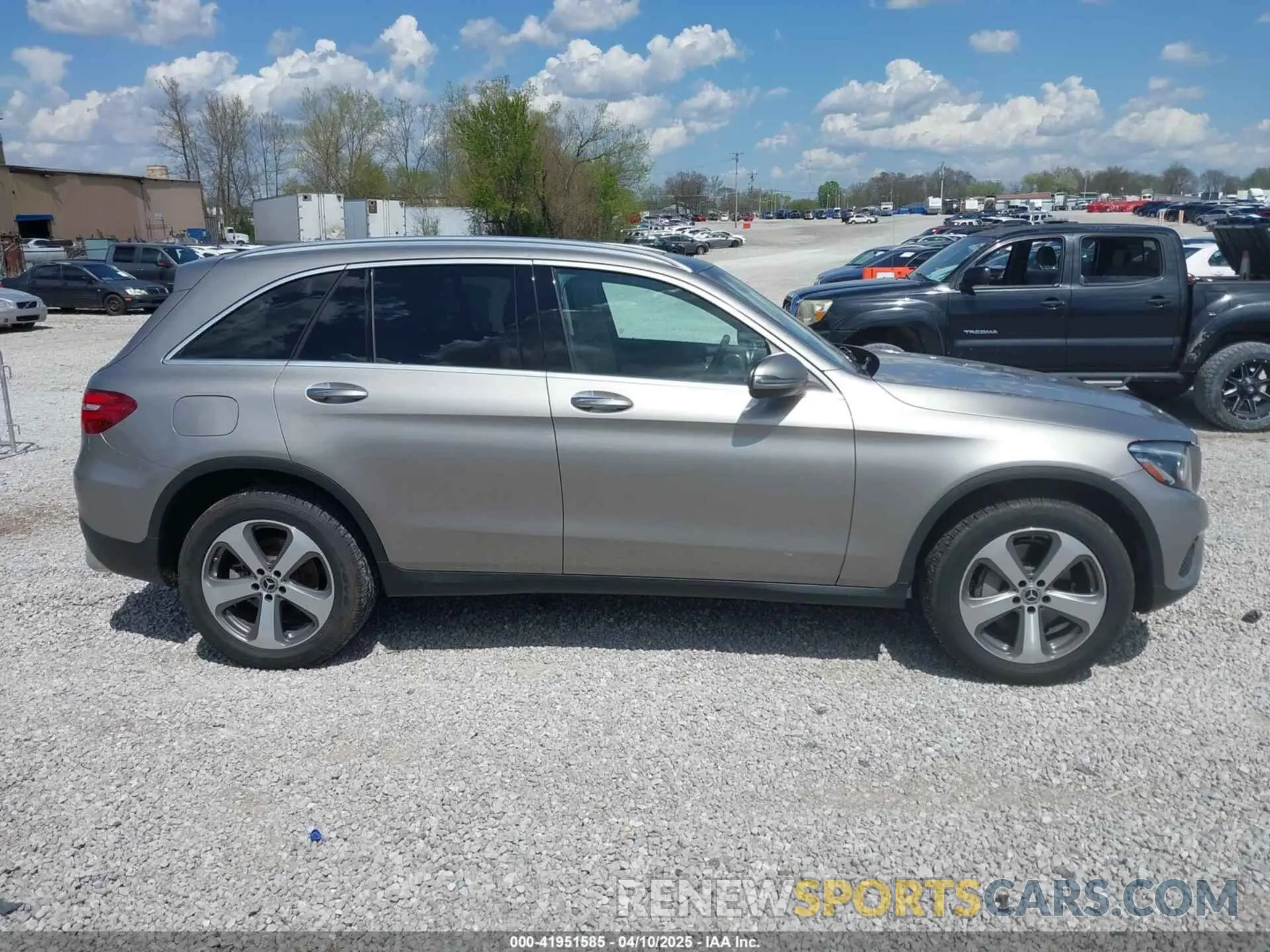 13 Photograph of a damaged car WDC0G4KBXKV151378 MERCEDES-BENZ GLC 300 2019