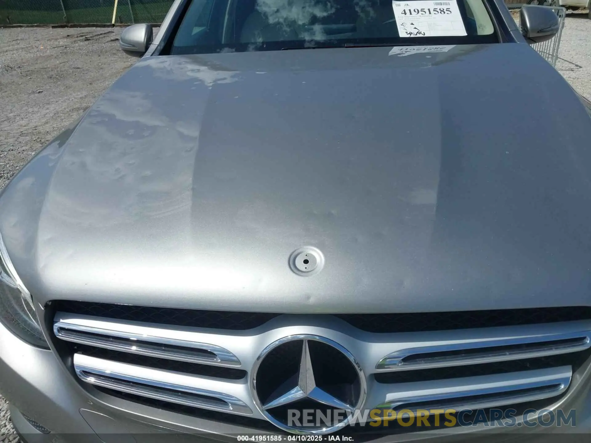 19 Photograph of a damaged car WDC0G4KBXKV151378 MERCEDES-BENZ GLC 300 2019