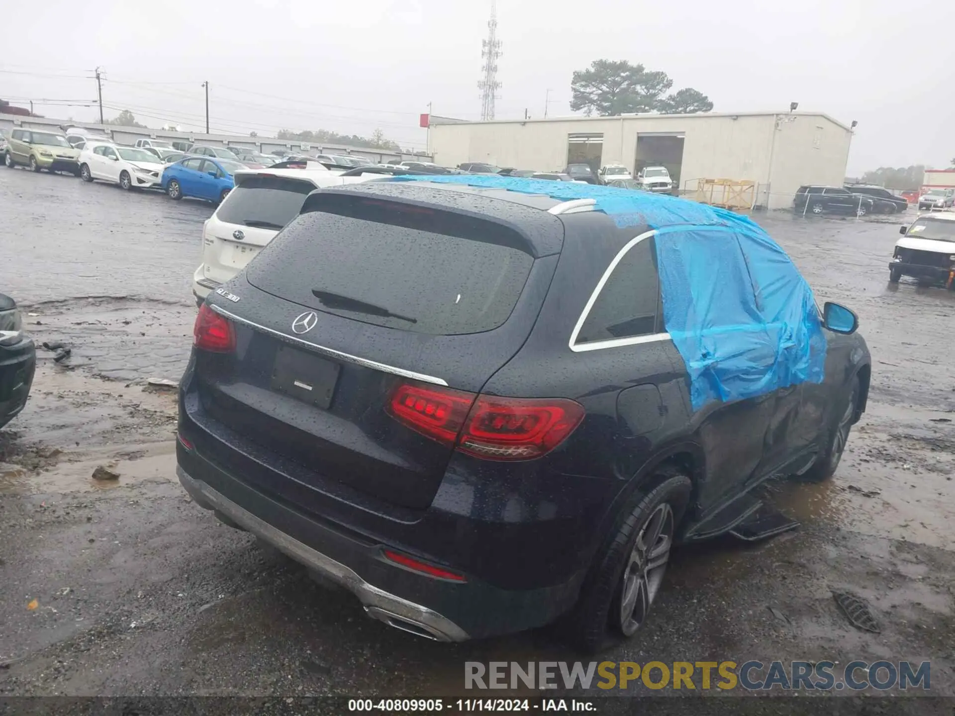 4 Photograph of a damaged car W1N0G8DB3LF778678 MERCEDES-BENZ GLC 300 2020
