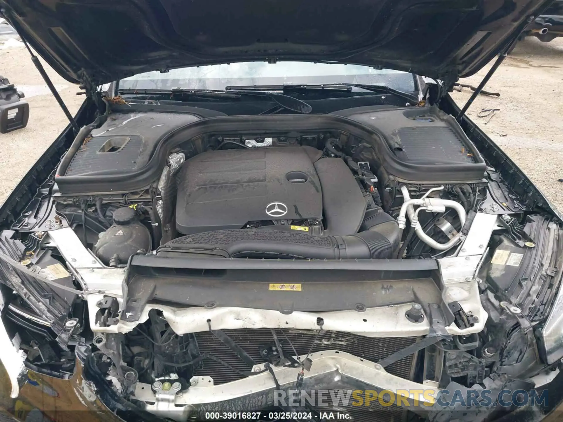 10 Photograph of a damaged car W1N0G8DB5LF829694 MERCEDES-BENZ GLC 300 2020