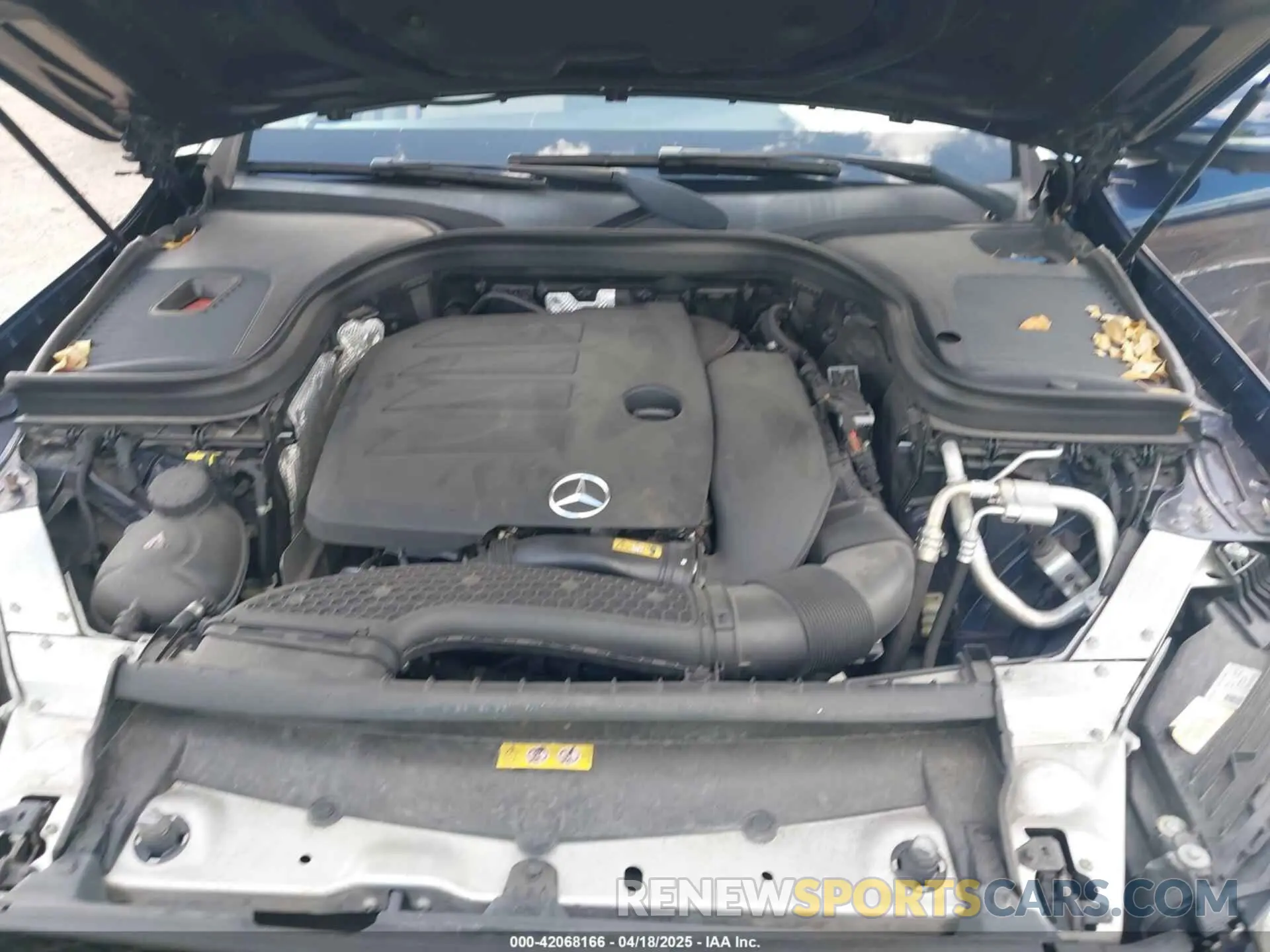 10 Photograph of a damaged car W1N0G8DB6LF798343 MERCEDES-BENZ GLC 300 2020