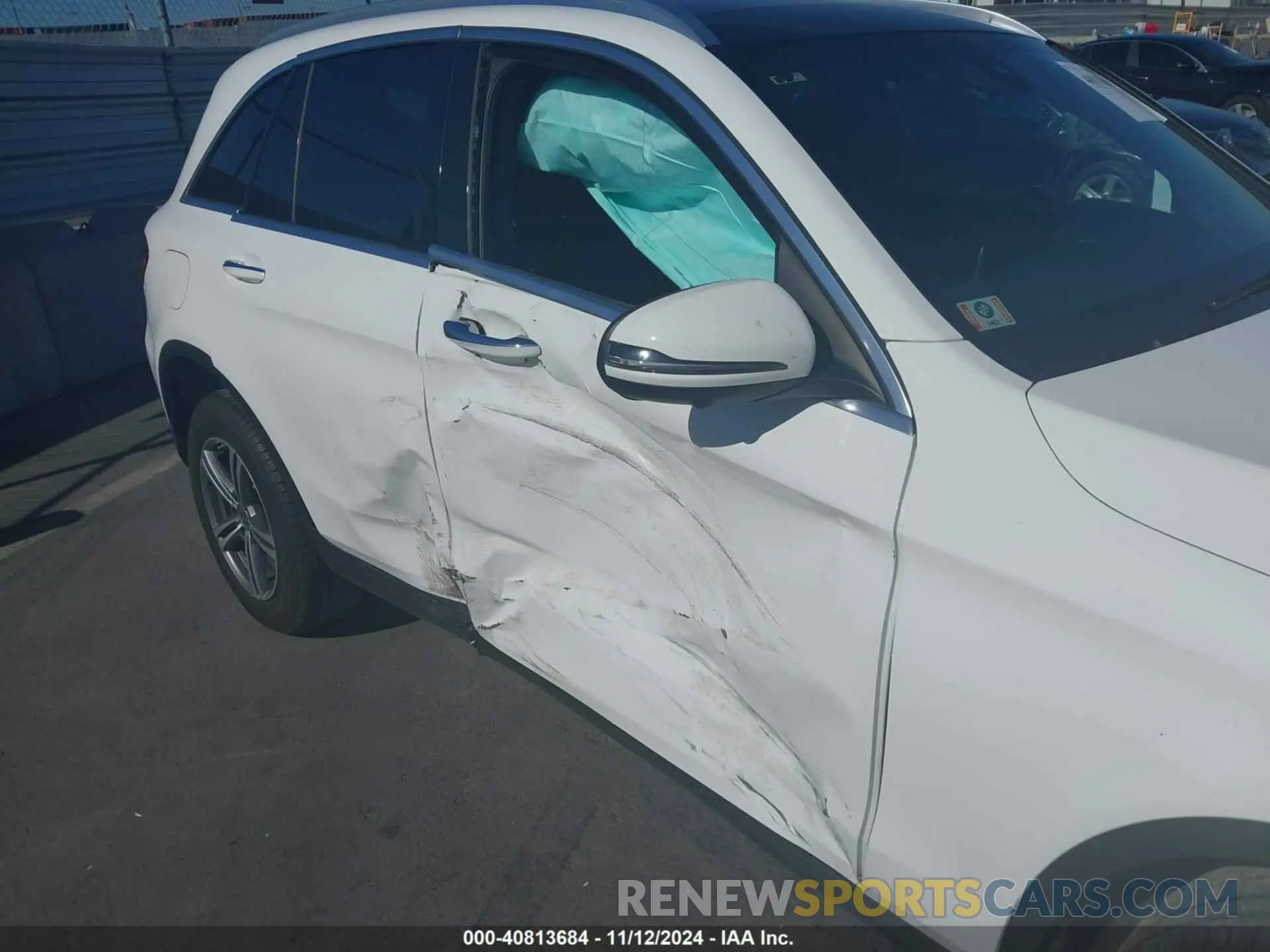 6 Photograph of a damaged car W1N0G8DB7LF808880 MERCEDES-BENZ GLC 300 2020