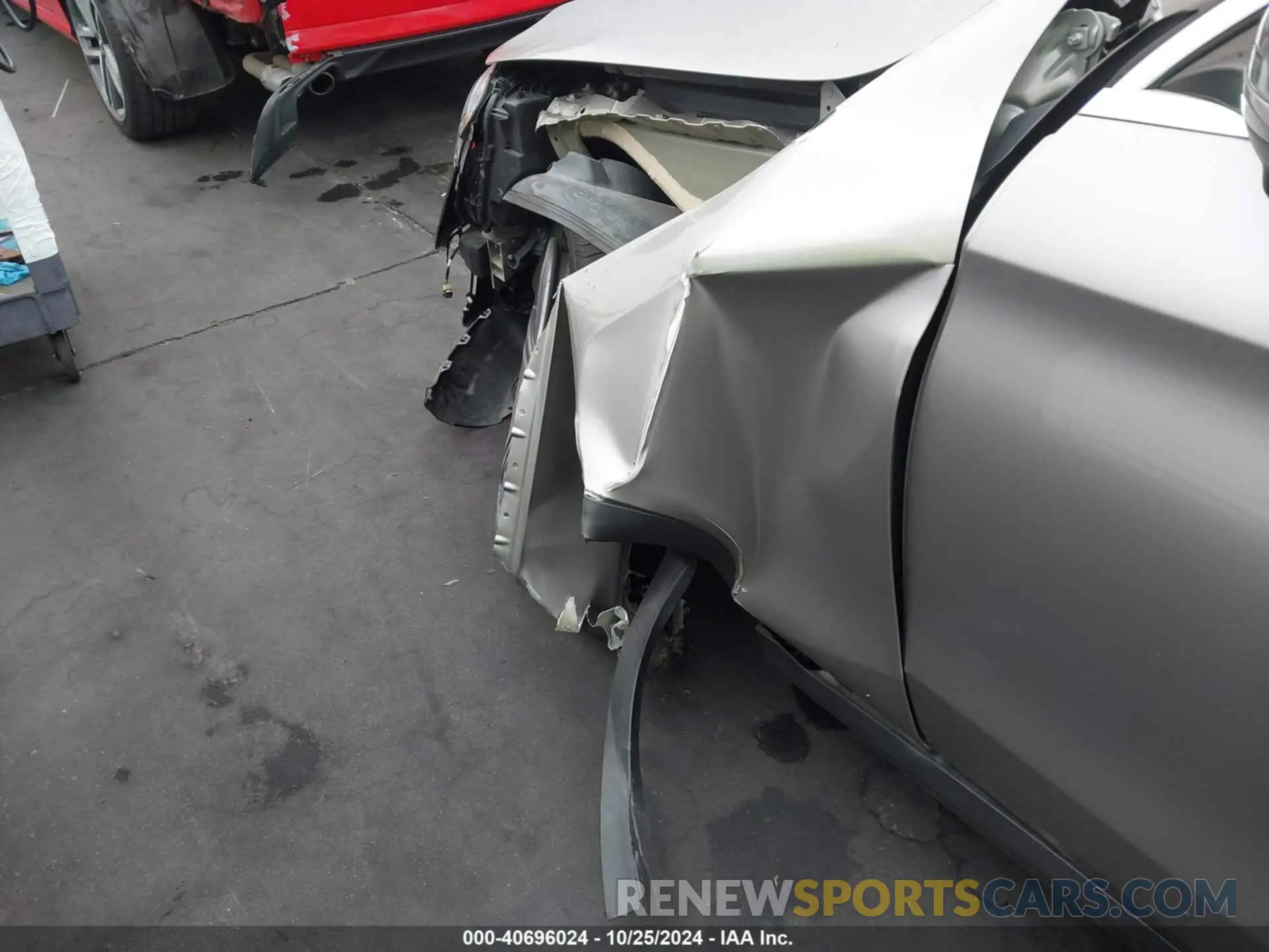 19 Photograph of a damaged car W1N0G8DB8LF814722 MERCEDES-BENZ GLC 300 2020