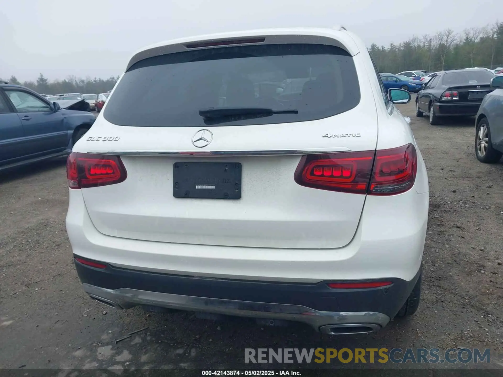 17 Photograph of a damaged car W1N0G8EB3LF850722 MERCEDES-BENZ GLC 300 2020