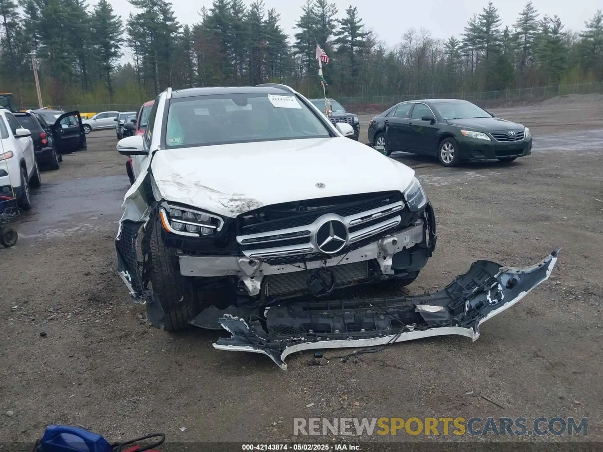 6 Photograph of a damaged car W1N0G8EB3LF850722 MERCEDES-BENZ GLC 300 2020