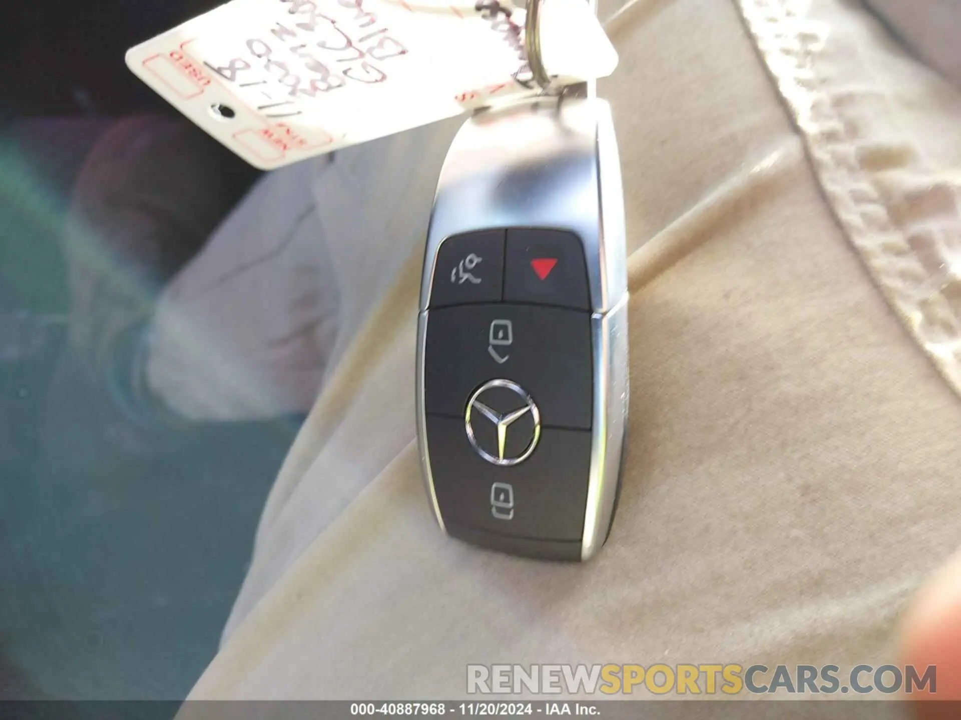 11 Photograph of a damaged car W1N0G8EB6LF759086 MERCEDES-BENZ GLC 300 2020