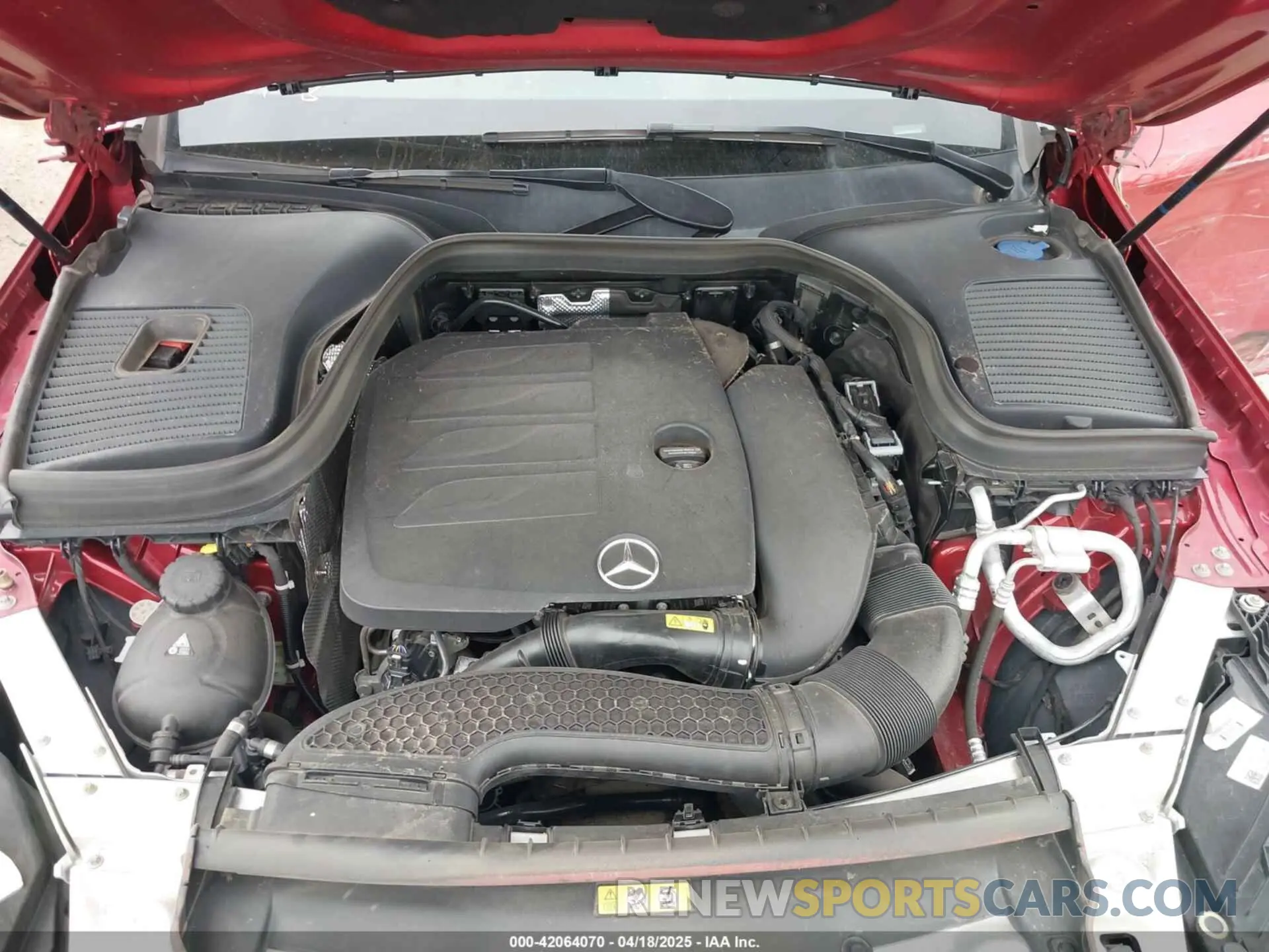10 Photograph of a damaged car W1N0G8EB8LF761535 MERCEDES-BENZ GLC 300 2020