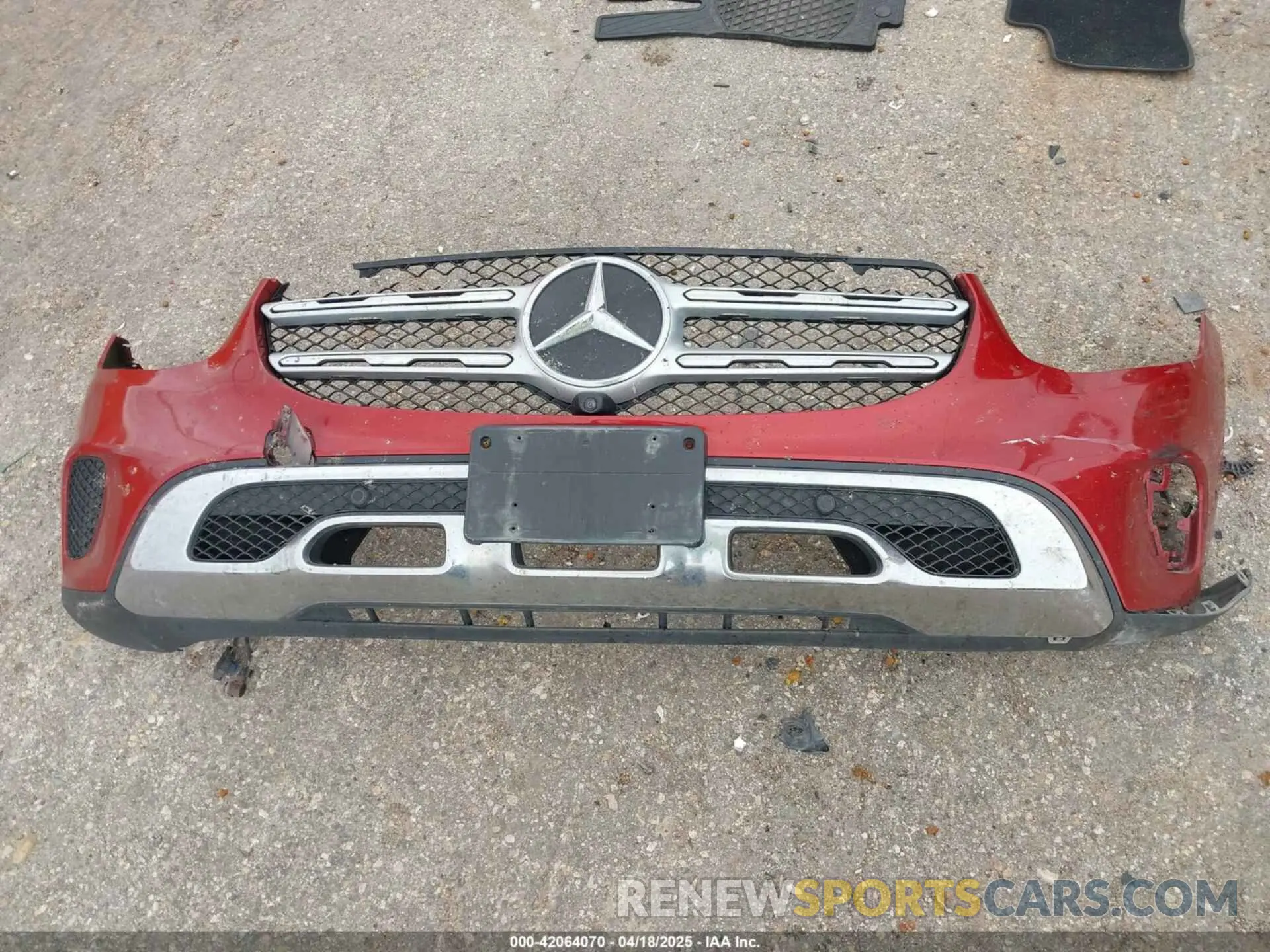 11 Photograph of a damaged car W1N0G8EB8LF761535 MERCEDES-BENZ GLC 300 2020
