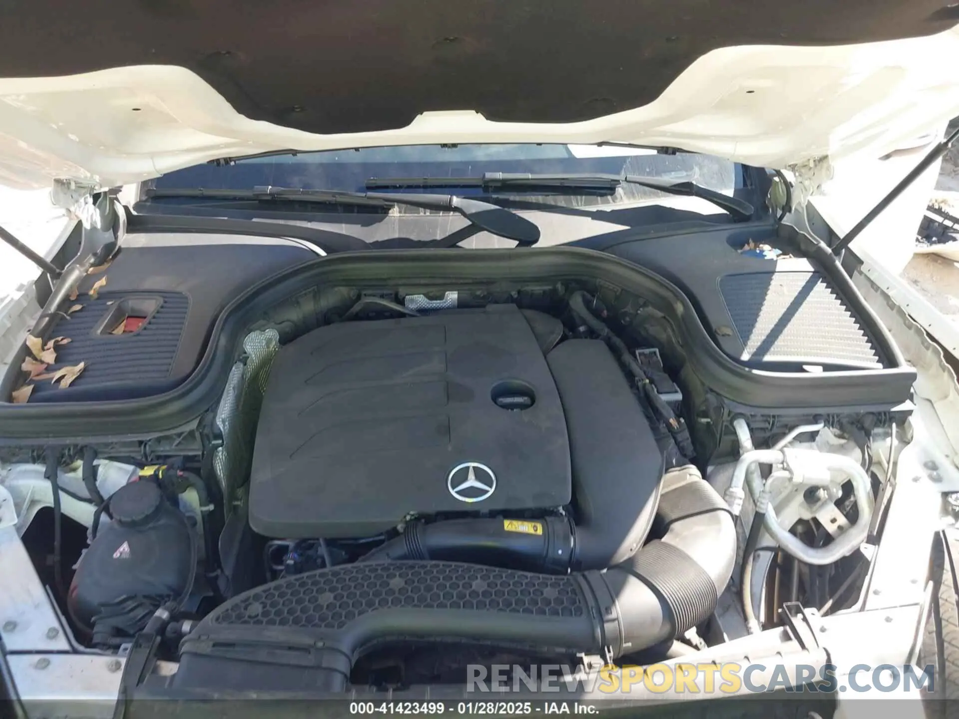 10 Photograph of a damaged car W1N0G8EB8LF763740 MERCEDES-BENZ GLC 300 2020