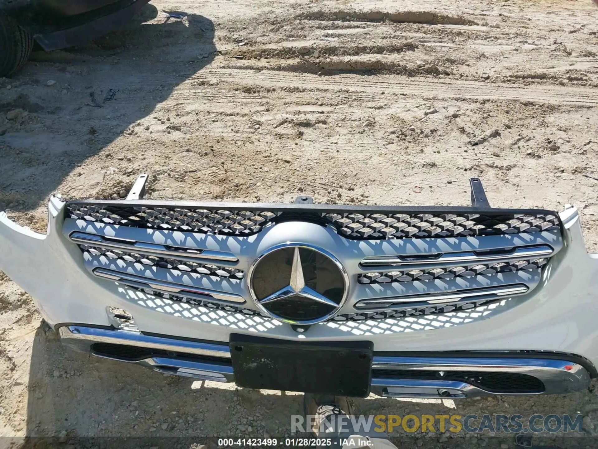 12 Photograph of a damaged car W1N0G8EB8LF763740 MERCEDES-BENZ GLC 300 2020