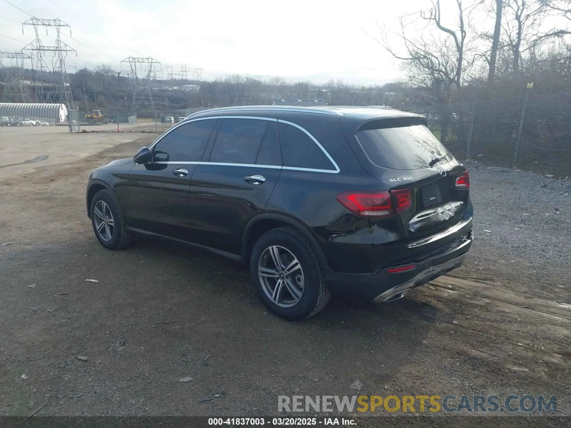 3 Photograph of a damaged car W1N0G8EB8LF815416 MERCEDES-BENZ GLC 300 2020