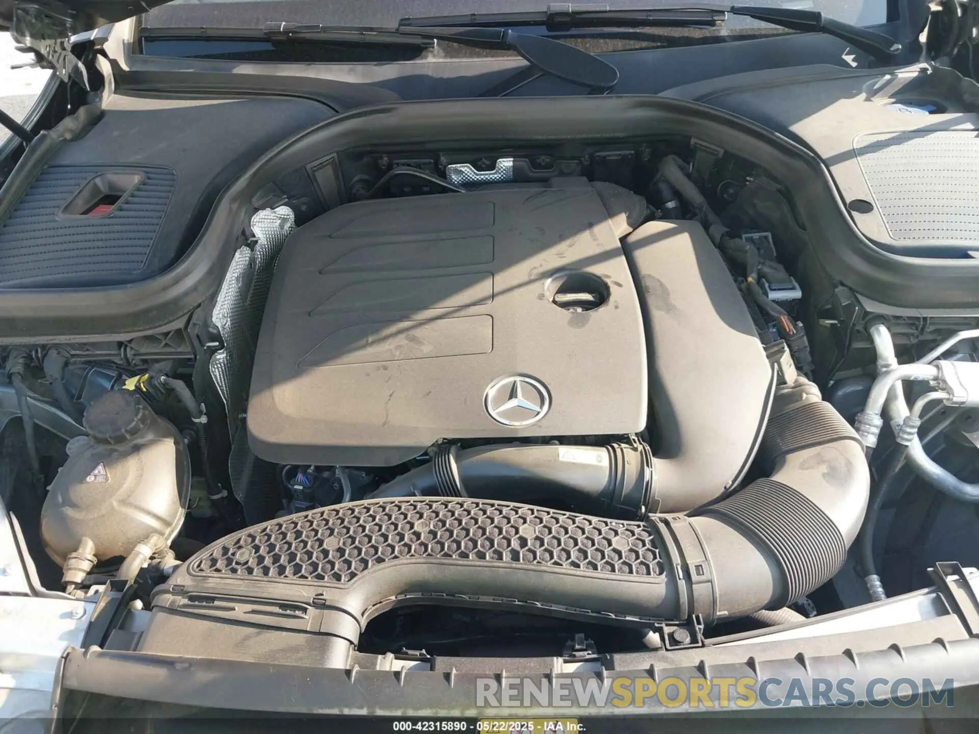 10 Photograph of a damaged car W1N0G8EB8LF845533 MERCEDES-BENZ GLC 300 2020
