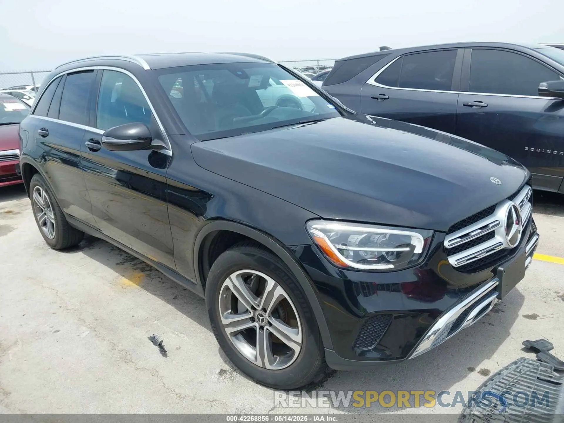 1 Photograph of a damaged car WDC0G8DB0LF688020 MERCEDES-BENZ GLC 300 2020