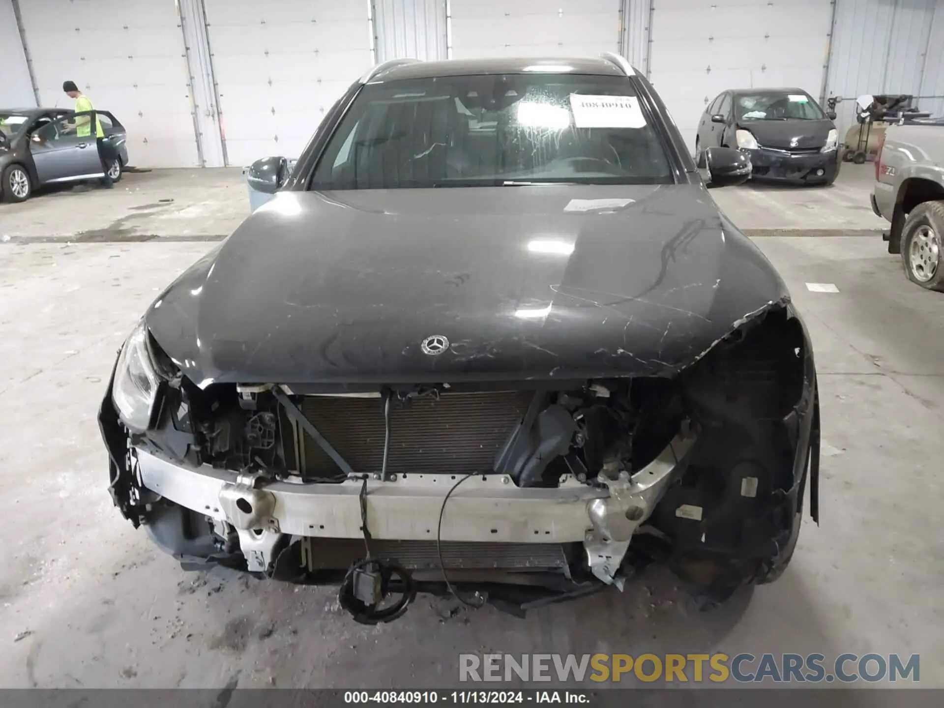 12 Photograph of a damaged car WDC0G8DB1LF700305 MERCEDES-BENZ GLC 300 2020