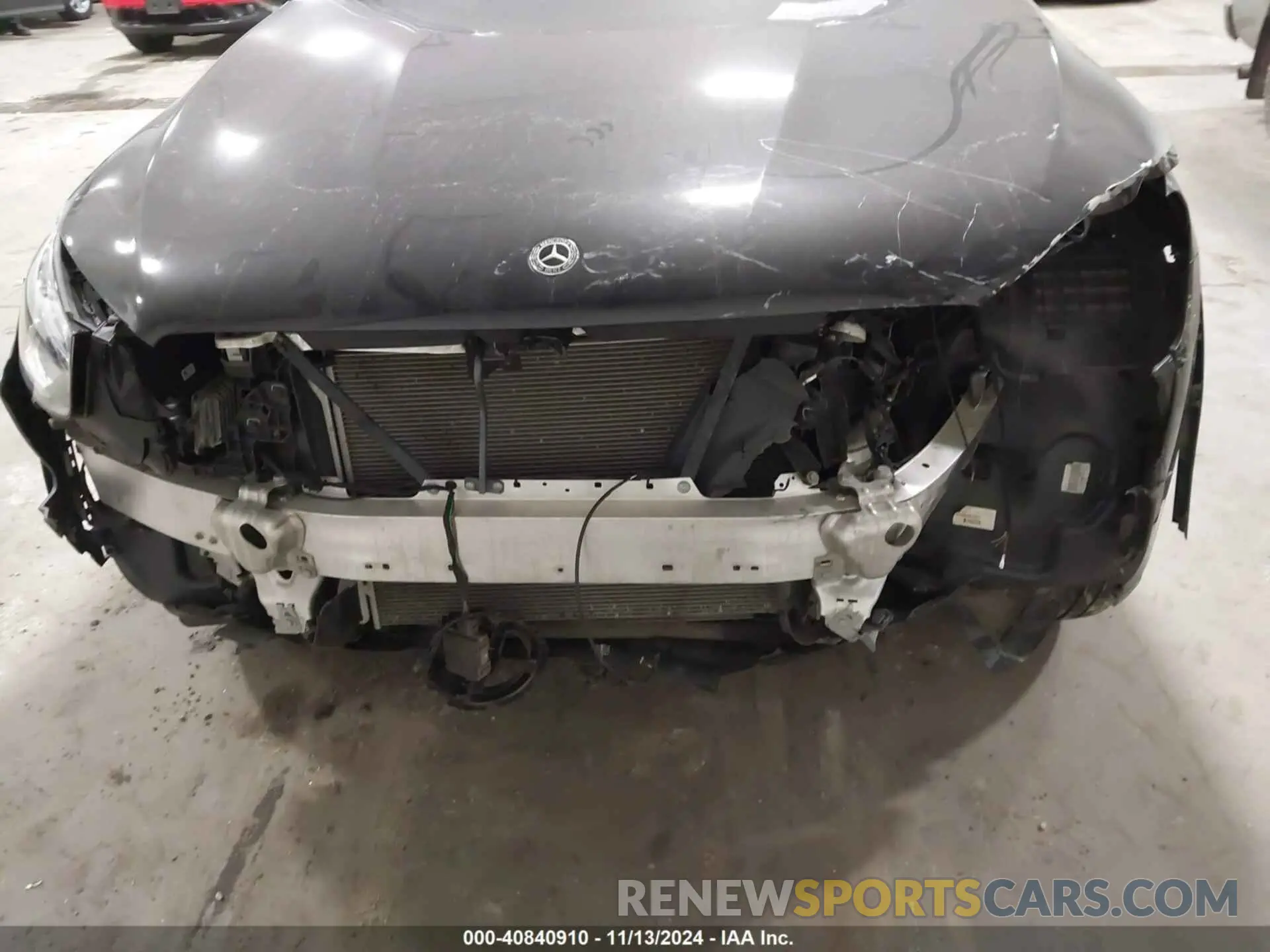 6 Photograph of a damaged car WDC0G8DB1LF700305 MERCEDES-BENZ GLC 300 2020