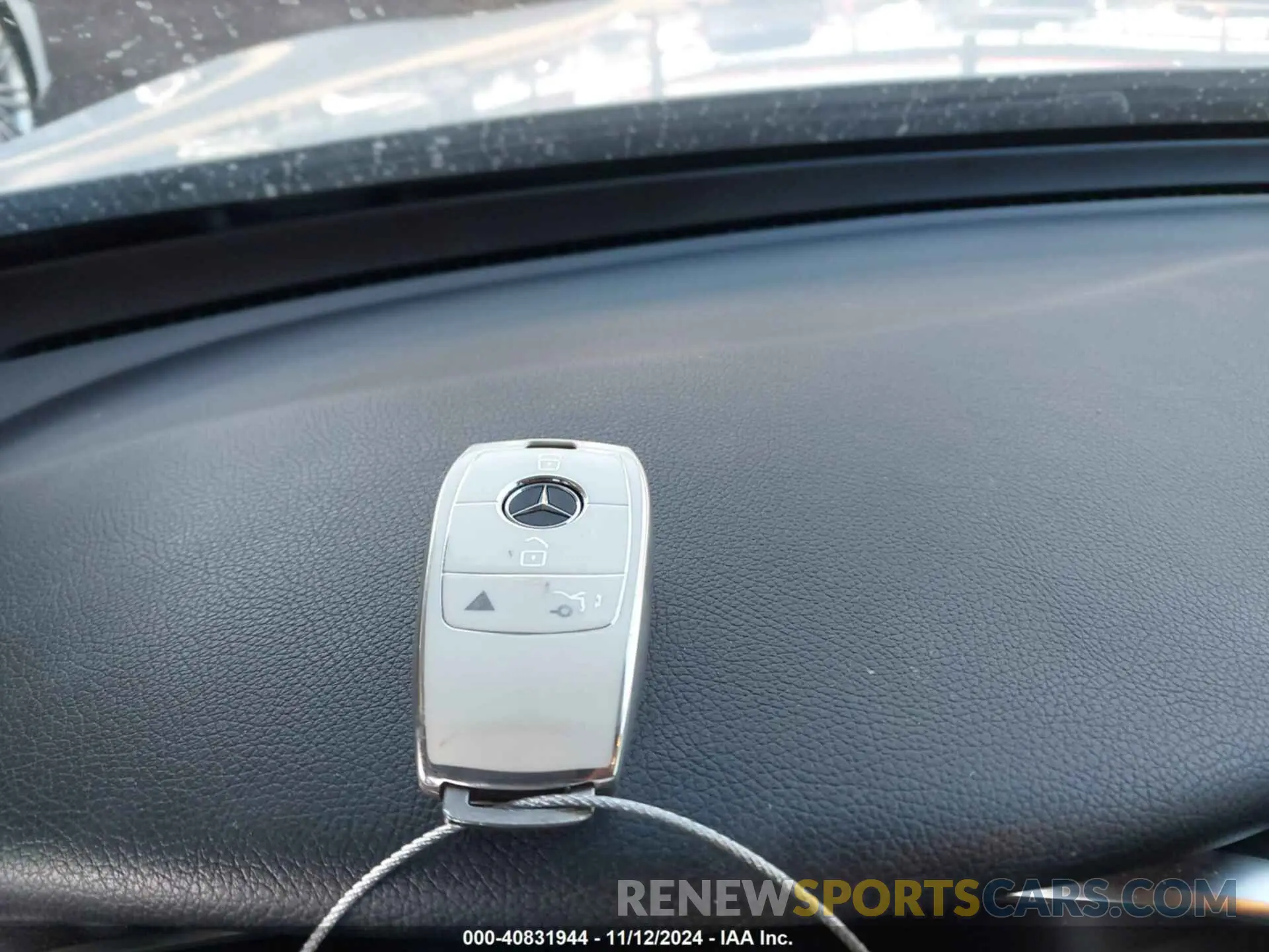 11 Photograph of a damaged car WDC0G8DB2LF697897 MERCEDES-BENZ GLC 300 2020