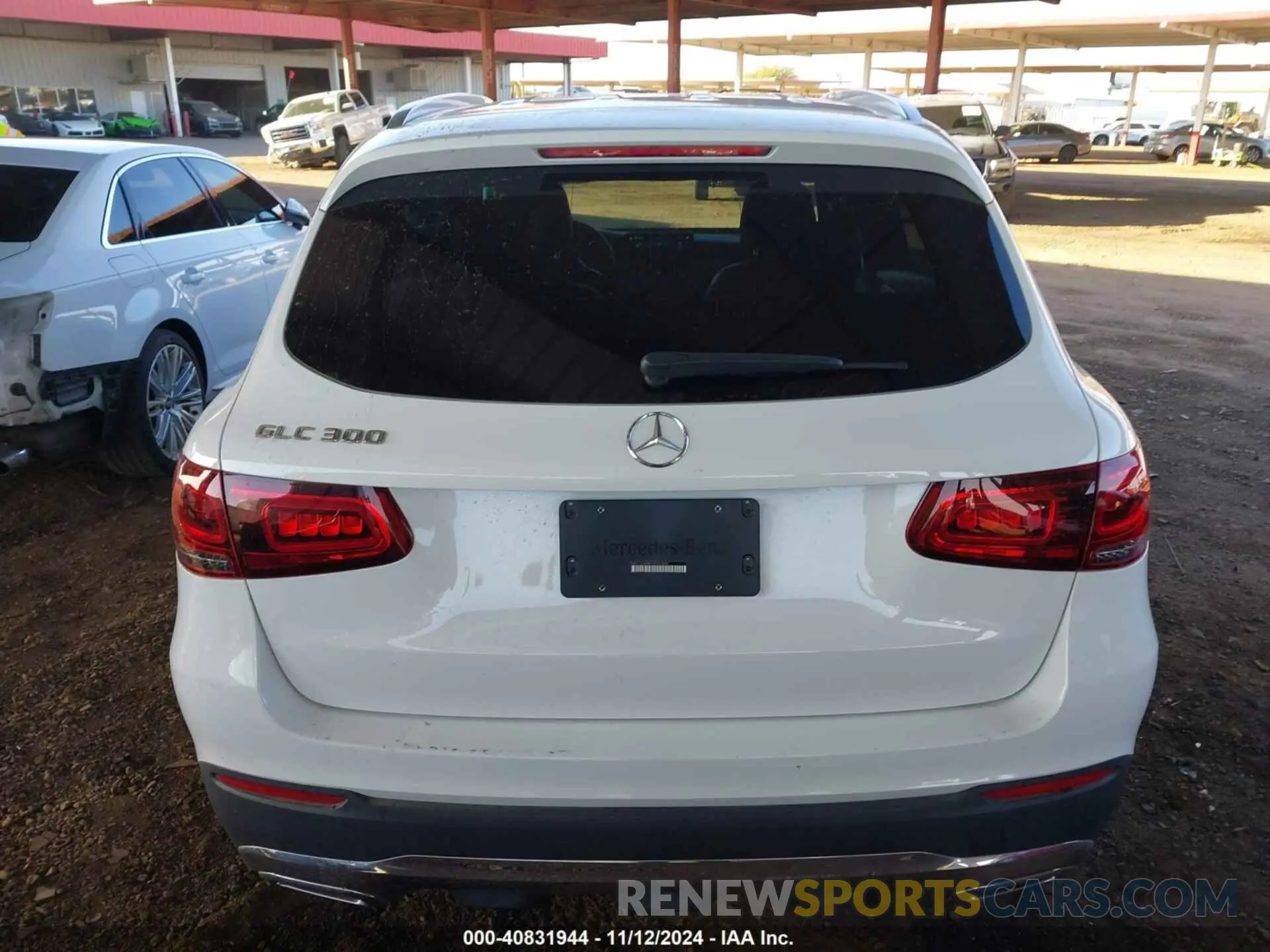 16 Photograph of a damaged car WDC0G8DB2LF697897 MERCEDES-BENZ GLC 300 2020