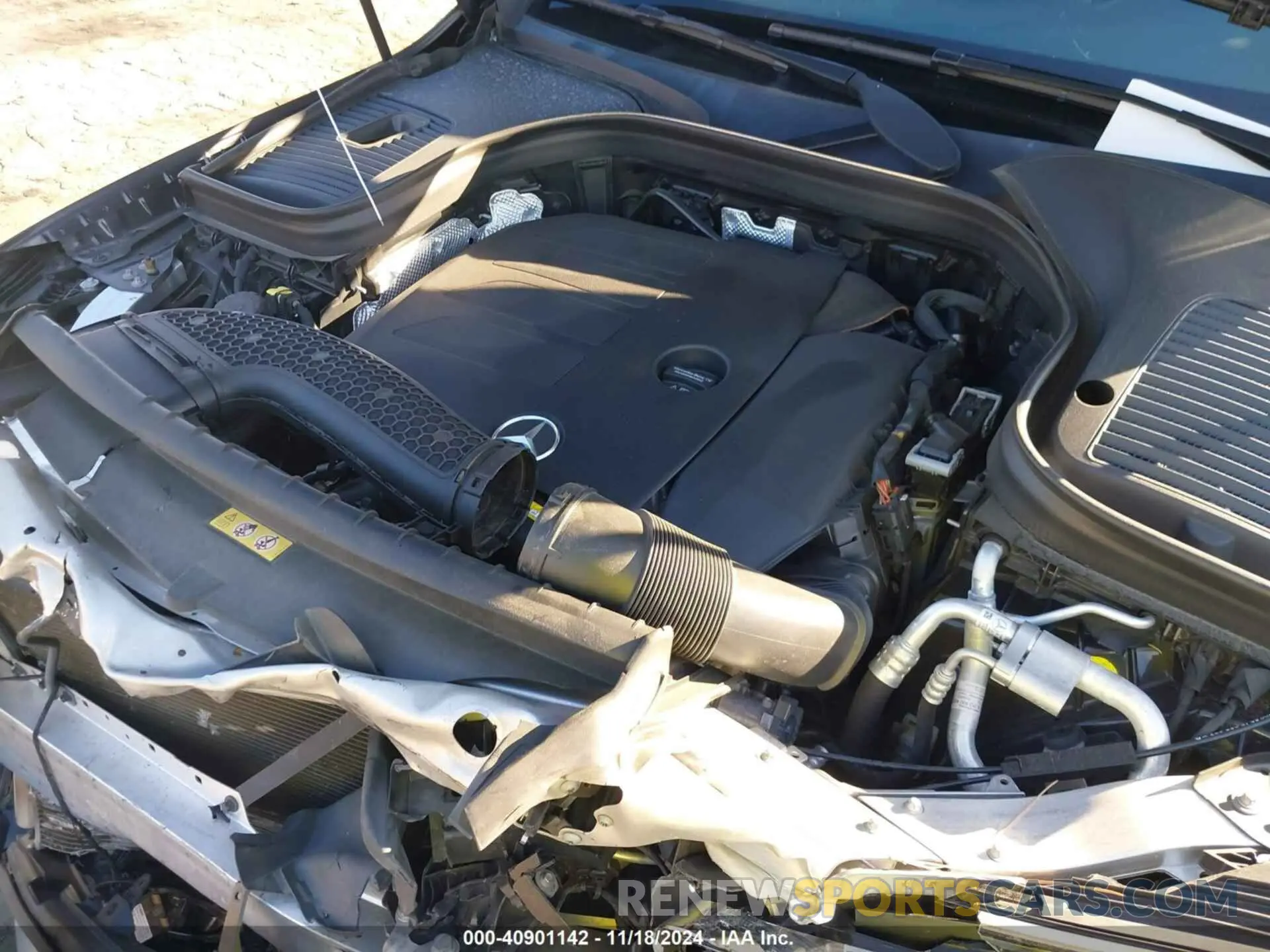 10 Photograph of a damaged car WDC0G8DB7LF717786 MERCEDES-BENZ GLC 300 2020