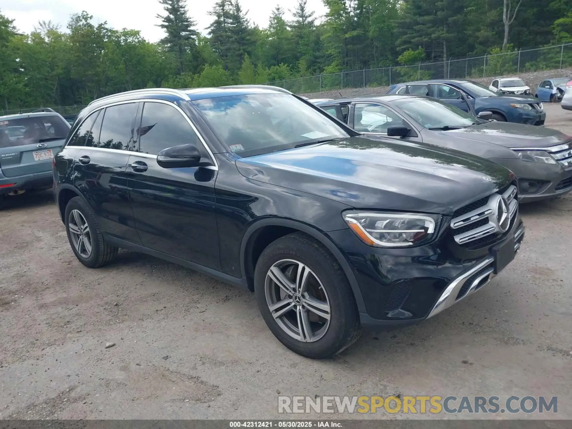1 Photograph of a damaged car WDC0G8EB0LF714582 MERCEDES-BENZ GLC 300 2020