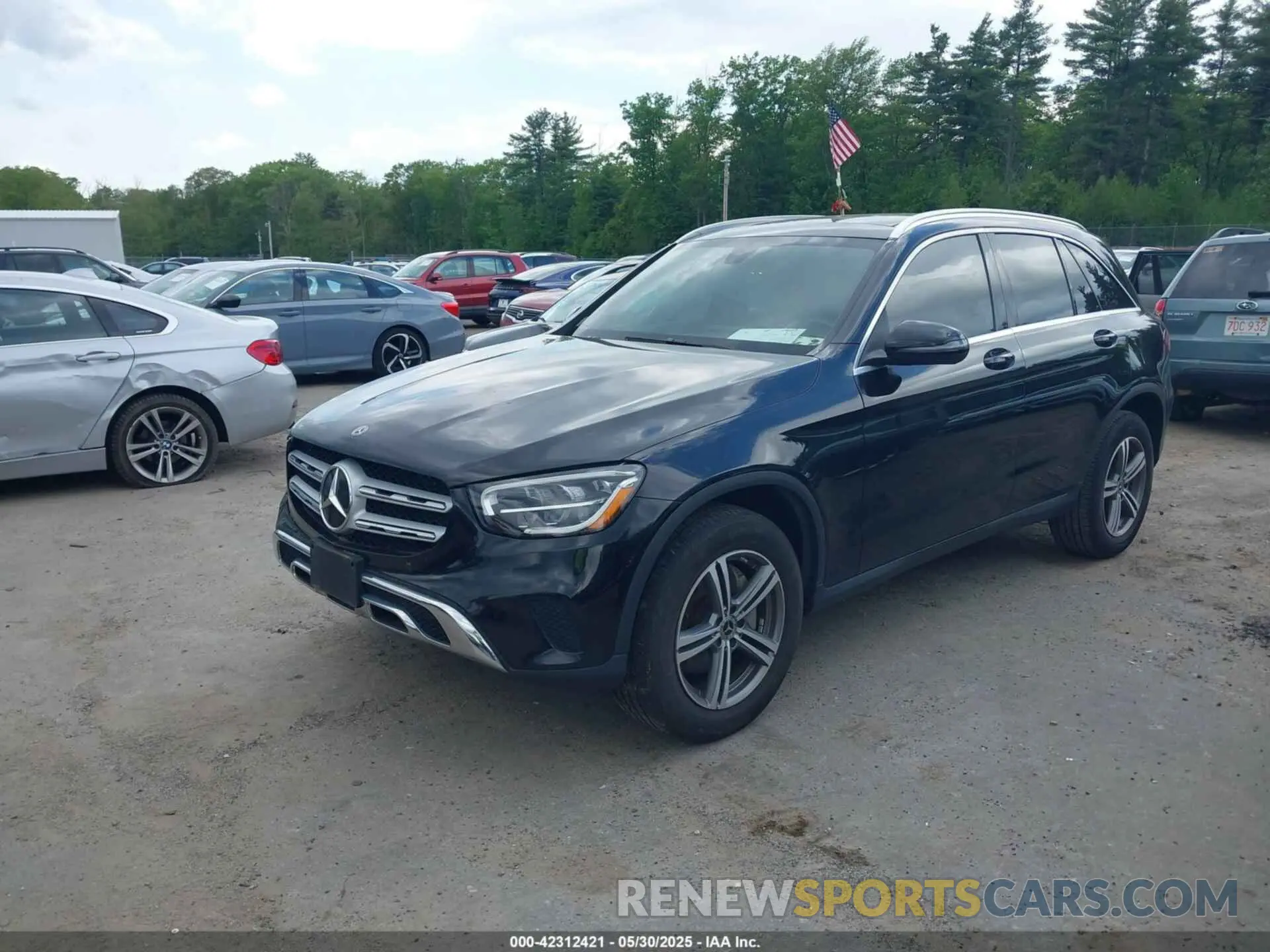 2 Photograph of a damaged car WDC0G8EB0LF714582 MERCEDES-BENZ GLC 300 2020