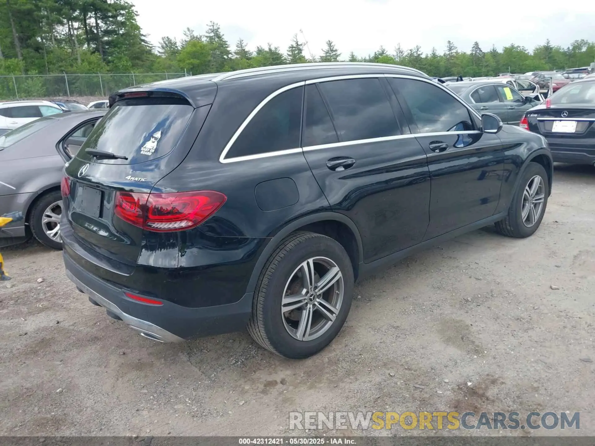 4 Photograph of a damaged car WDC0G8EB0LF714582 MERCEDES-BENZ GLC 300 2020