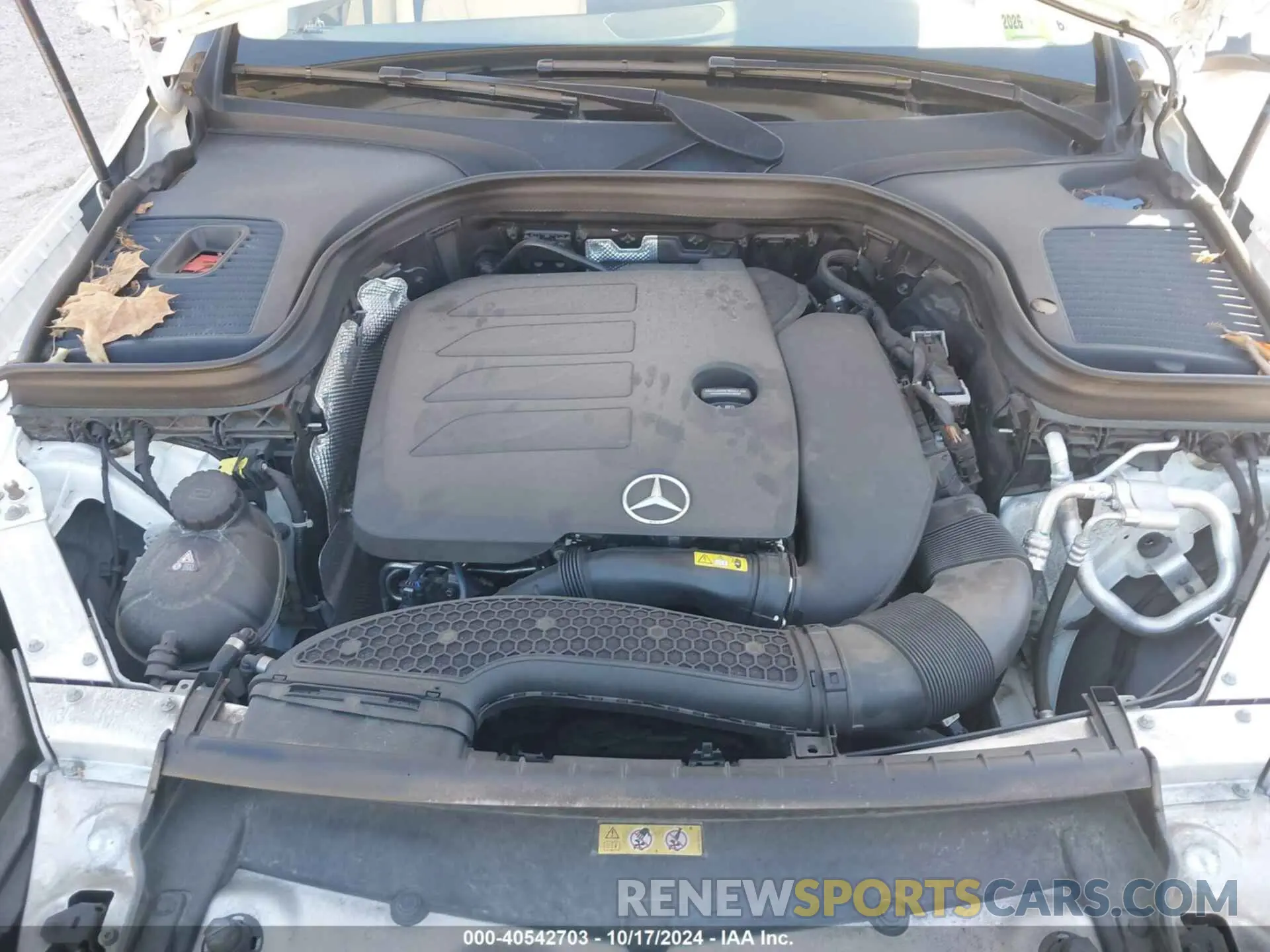 10 Photograph of a damaged car WDC0G8EB1LF717605 MERCEDES-BENZ GLC 300 2020