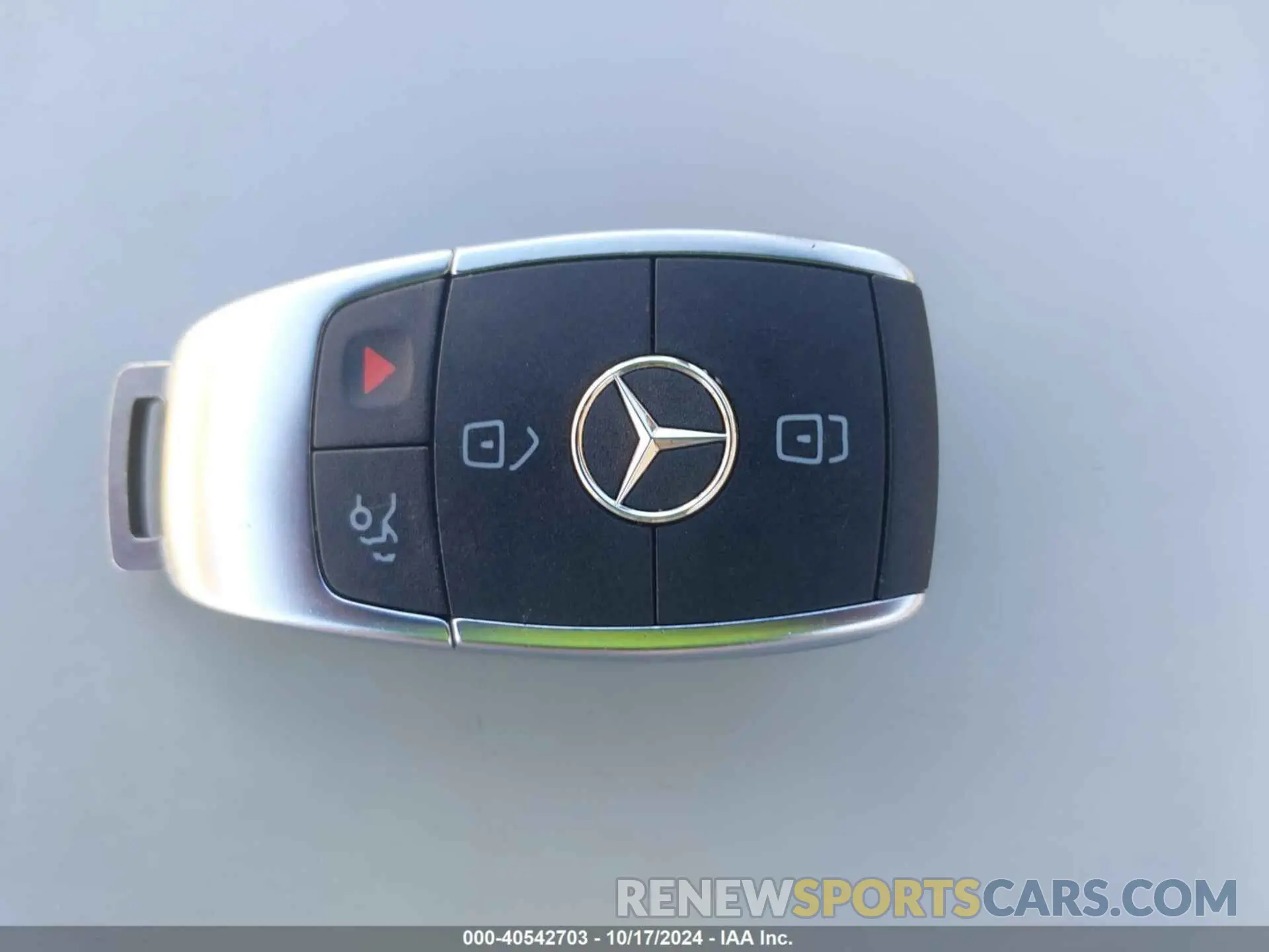 11 Photograph of a damaged car WDC0G8EB1LF717605 MERCEDES-BENZ GLC 300 2020