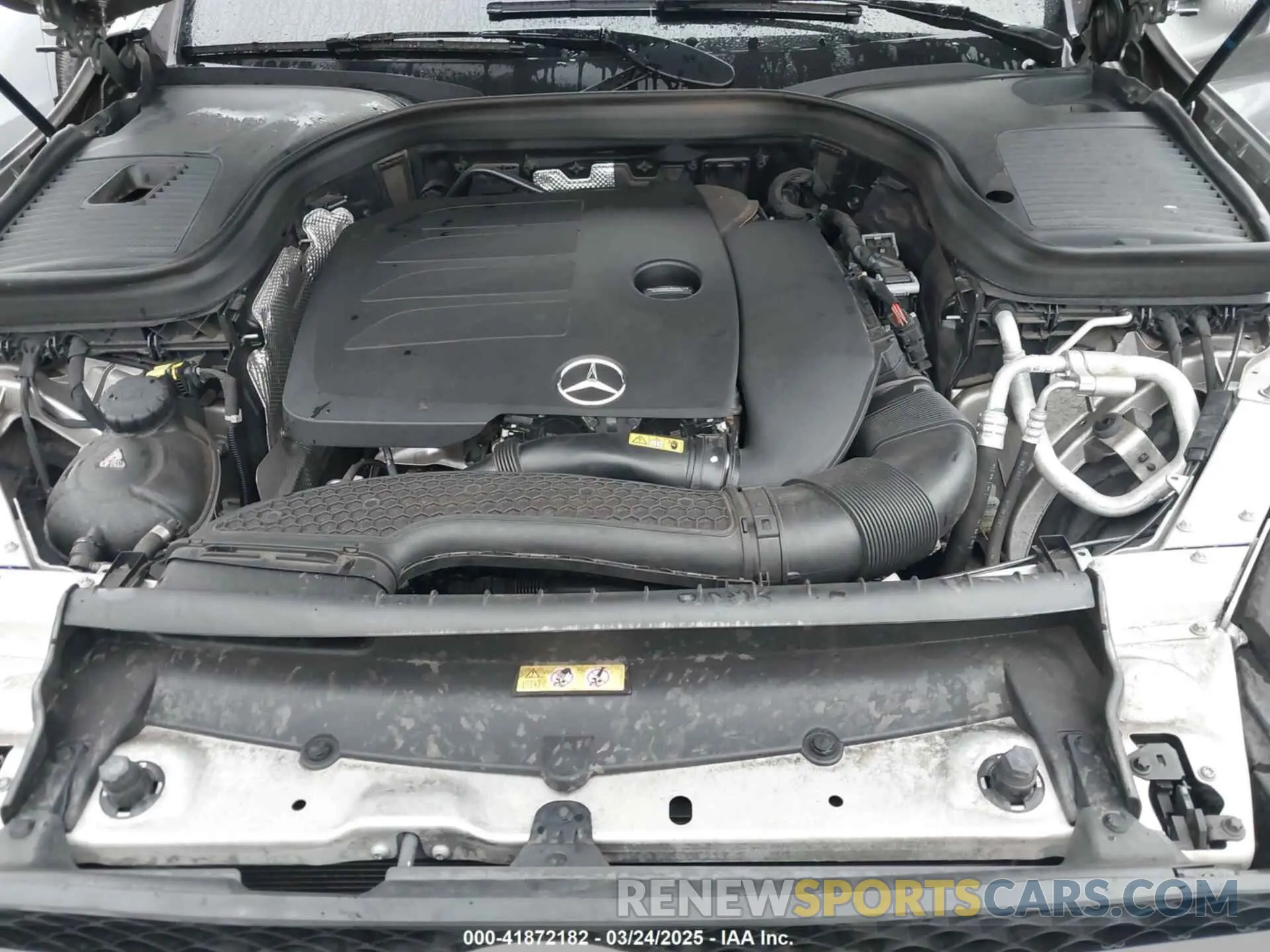 10 Photograph of a damaged car WDC0G8EB1LF744559 MERCEDES-BENZ GLC 300 2020