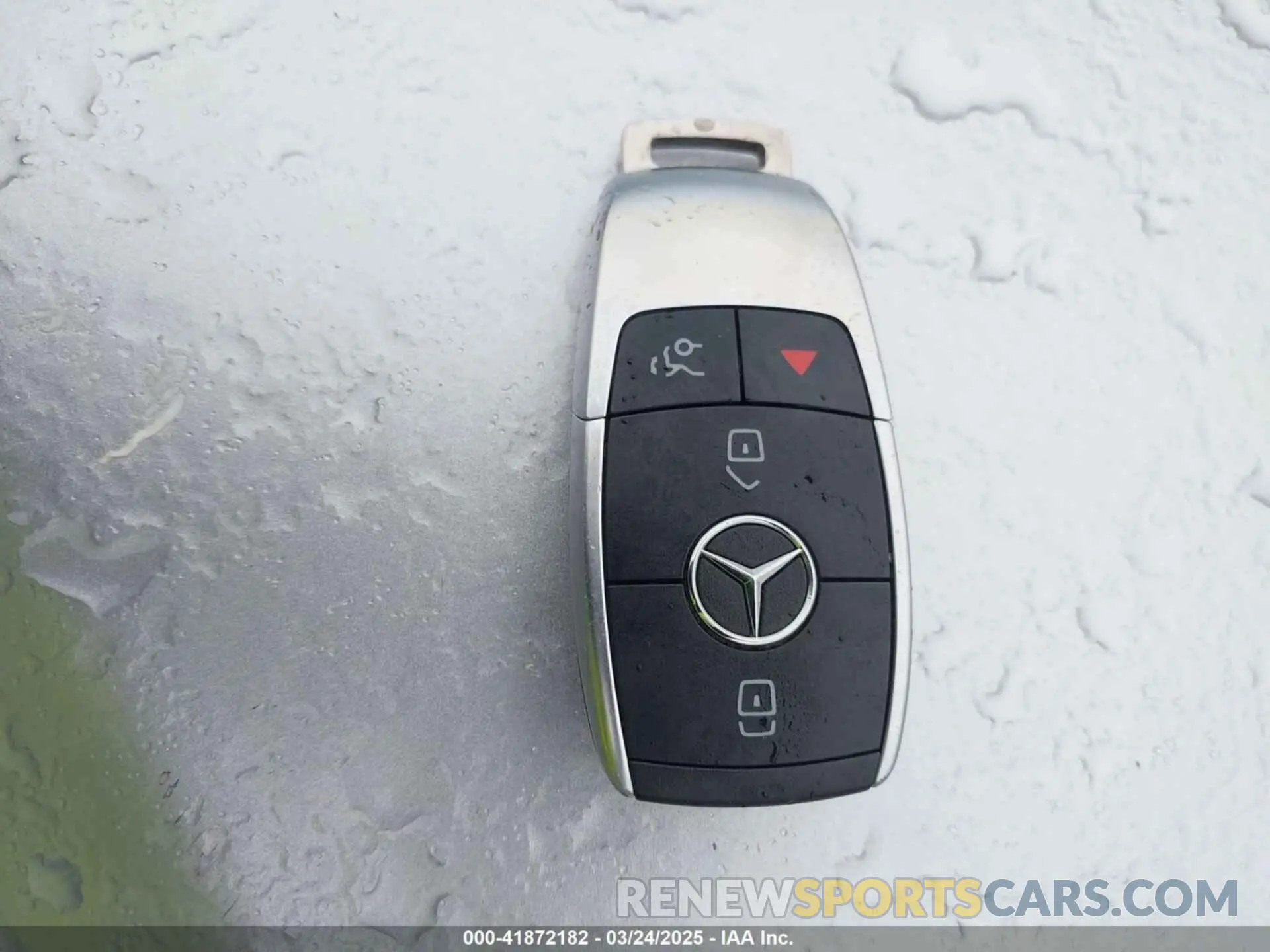 11 Photograph of a damaged car WDC0G8EB1LF744559 MERCEDES-BENZ GLC 300 2020