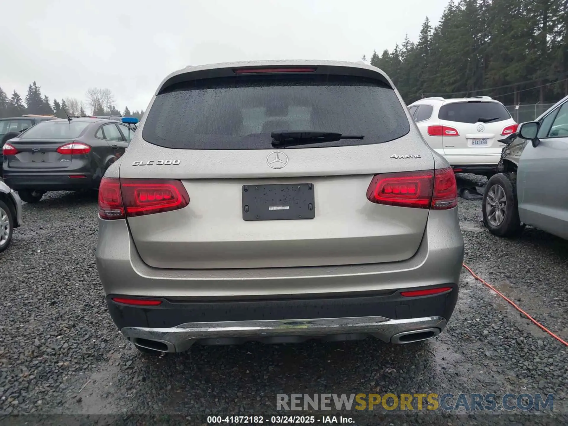 16 Photograph of a damaged car WDC0G8EB1LF744559 MERCEDES-BENZ GLC 300 2020