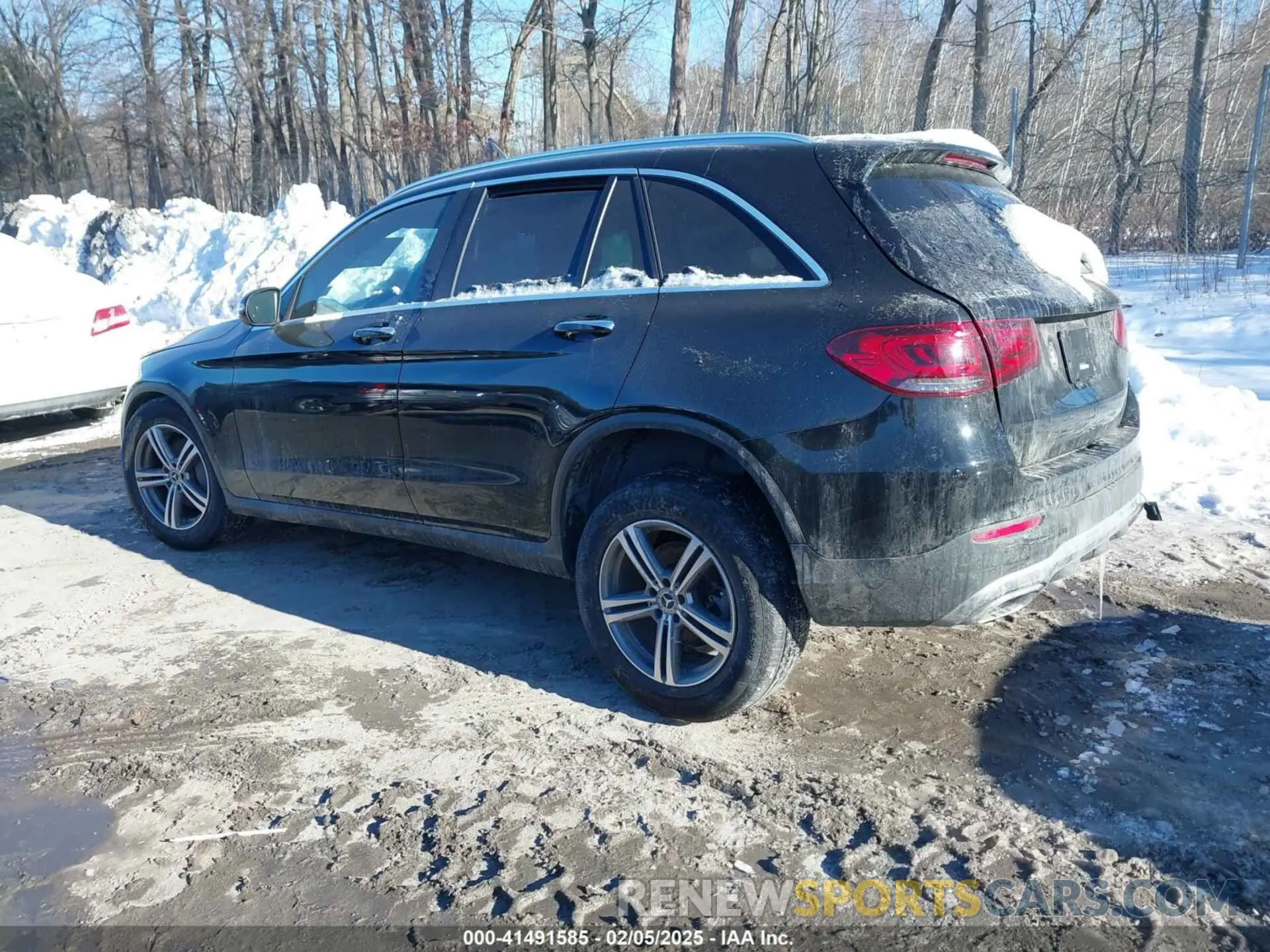 3 Photograph of a damaged car WDC0G8EB2LF712784 MERCEDES-BENZ GLC 300 2020