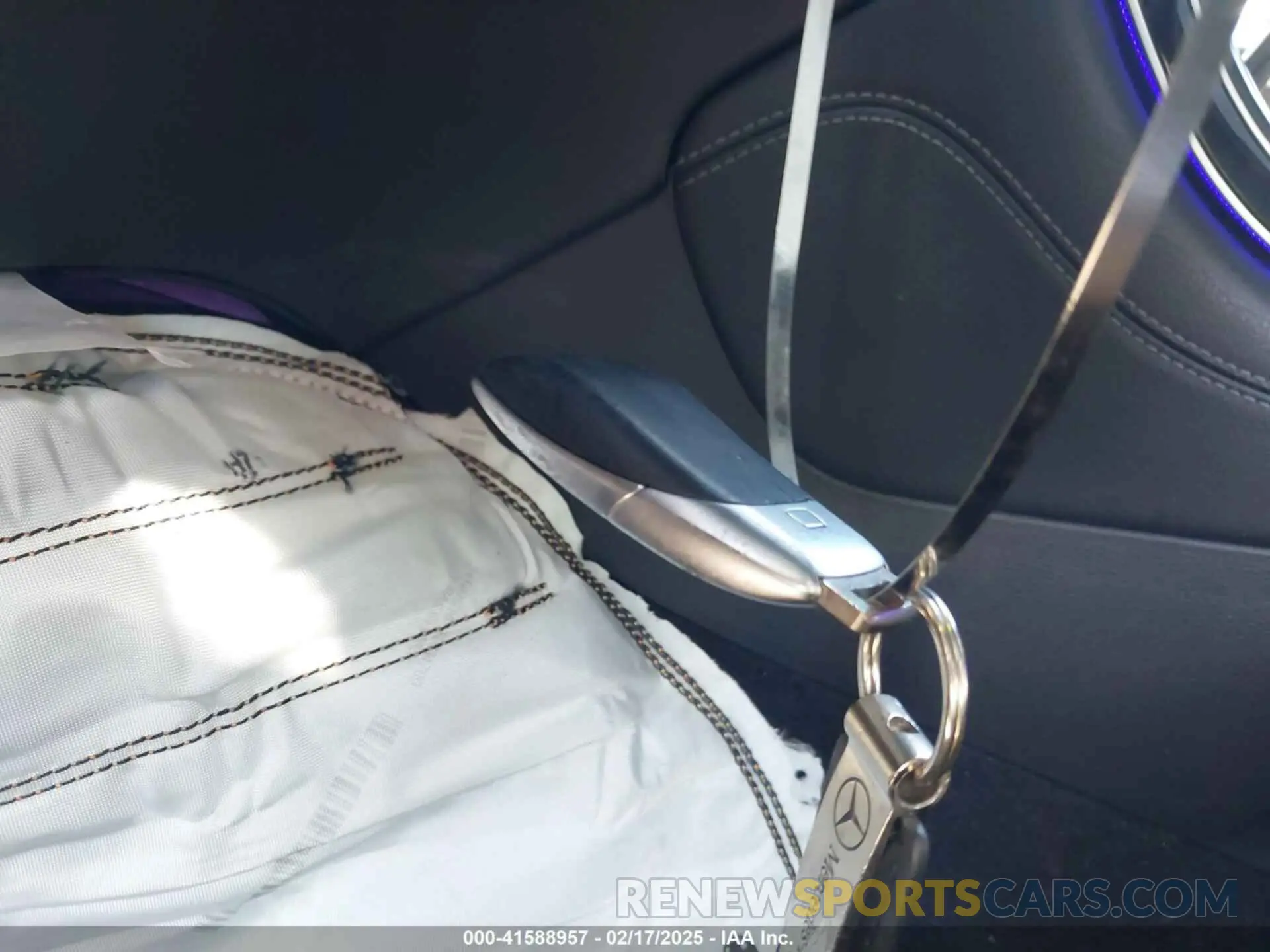 11 Photograph of a damaged car WDC0G8EB3LF695087 MERCEDES-BENZ GLC 300 2020