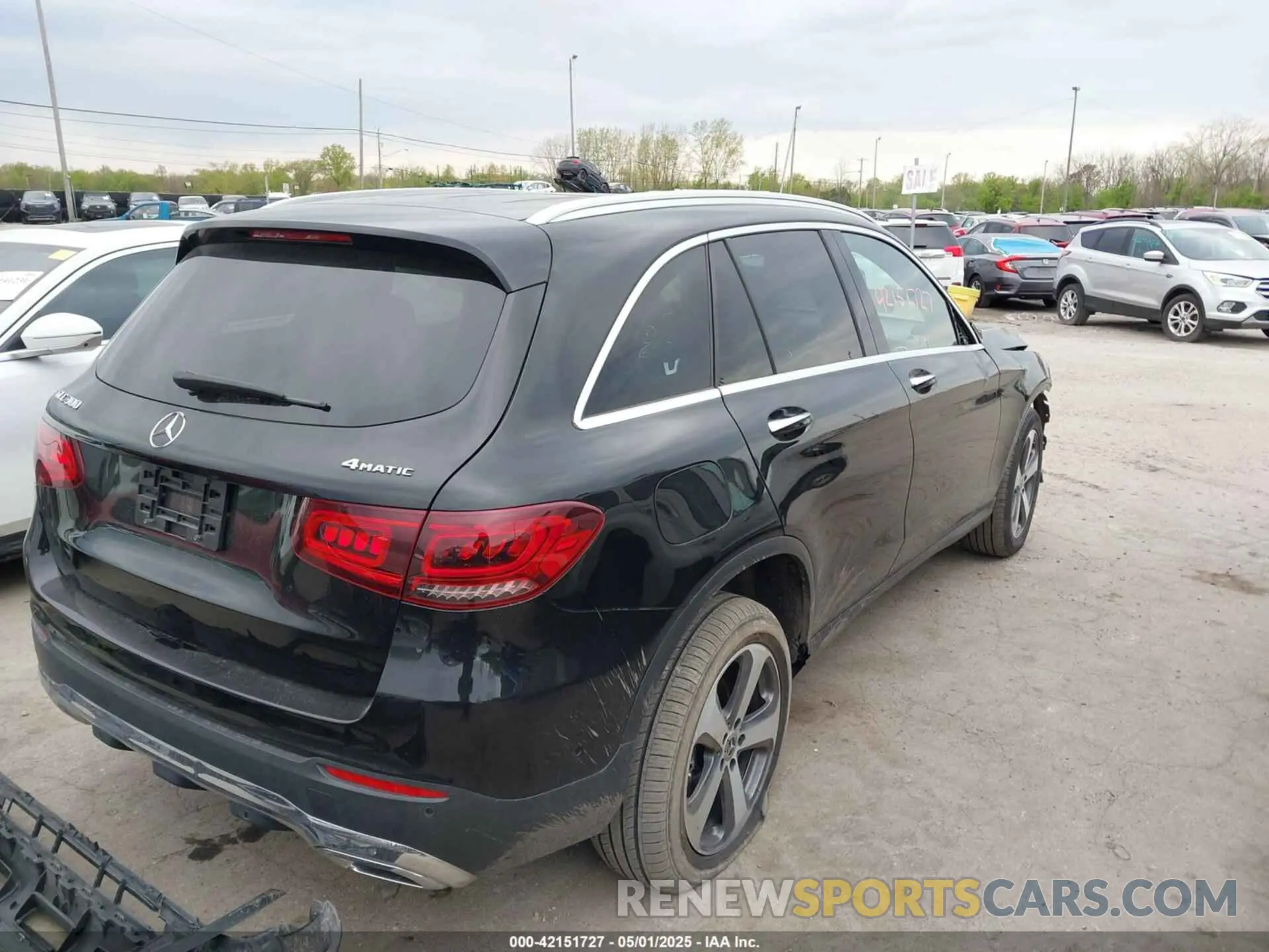 4 Photograph of a damaged car WDC0G8EB4LF678511 MERCEDES-BENZ GLC 300 2020