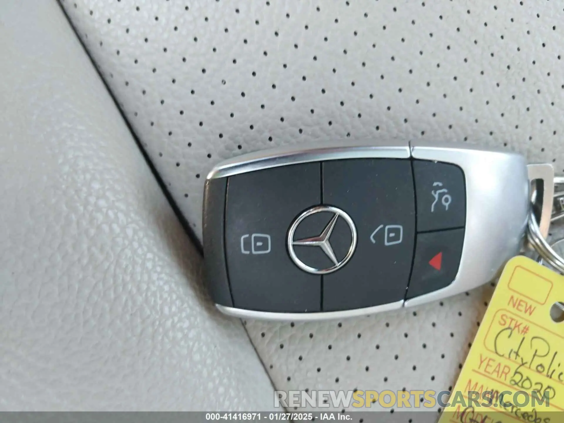11 Photograph of a damaged car WDC0G8EB4LF725956 MERCEDES-BENZ GLC 300 2020