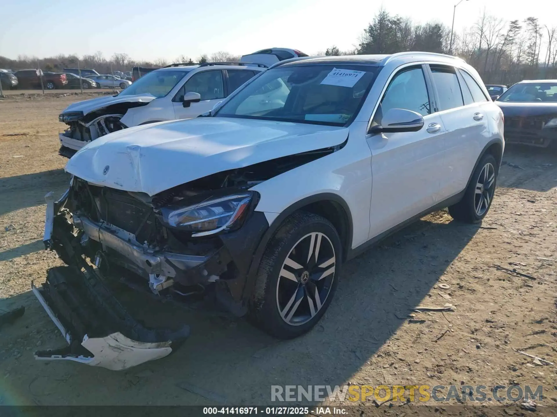 2 Photograph of a damaged car WDC0G8EB4LF725956 MERCEDES-BENZ GLC 300 2020