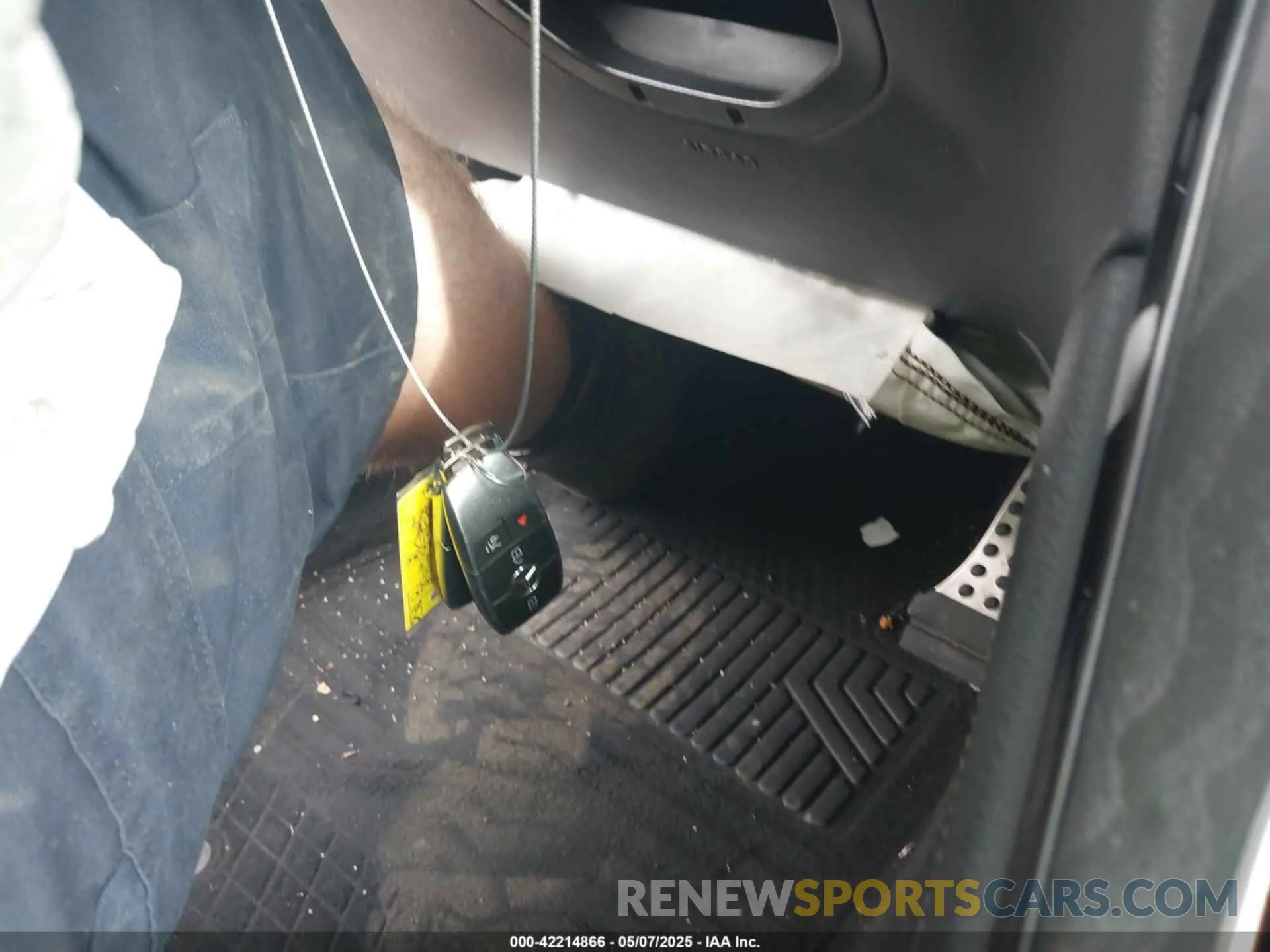 11 Photograph of a damaged car WDC0G8EB5LF723908 MERCEDES-BENZ GLC 300 2020
