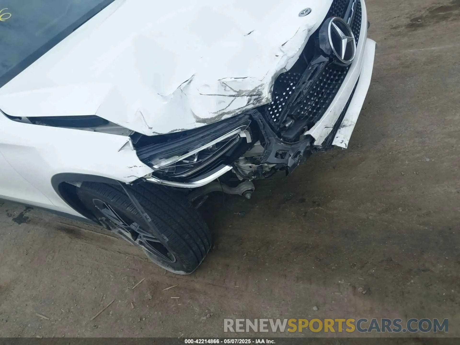 6 Photograph of a damaged car WDC0G8EB5LF723908 MERCEDES-BENZ GLC 300 2020