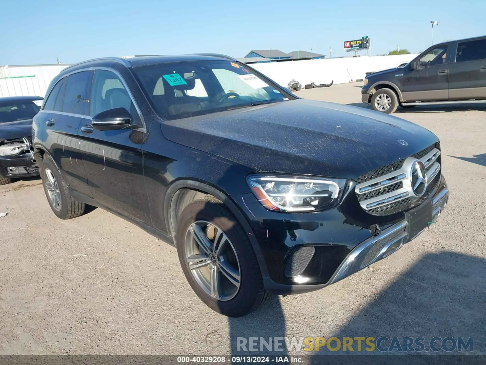 1 Photograph of a damaged car WDC0G8EB6LF672385 MERCEDES-BENZ GLC 300 2020