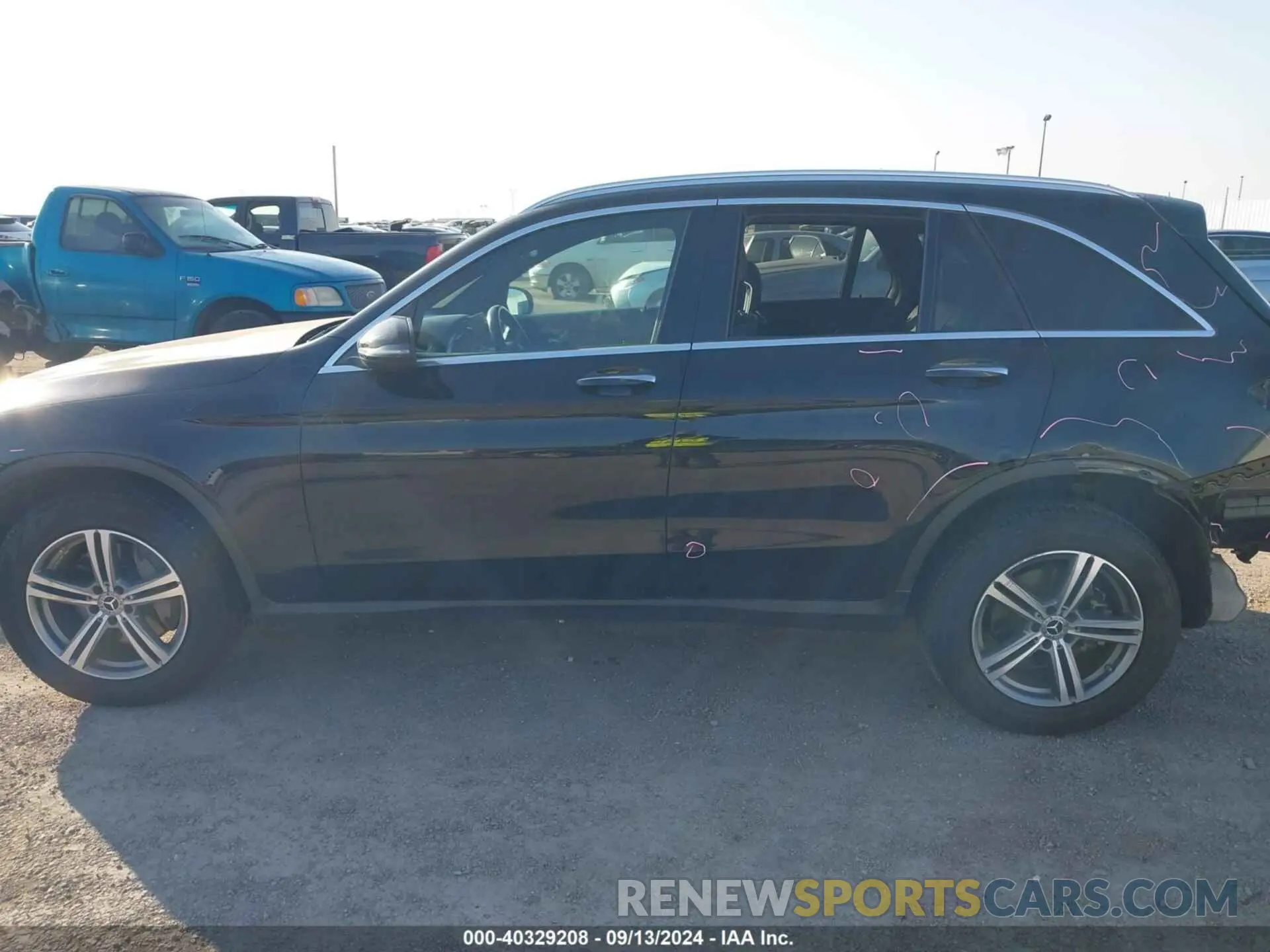 15 Photograph of a damaged car WDC0G8EB6LF672385 MERCEDES-BENZ GLC 300 2020