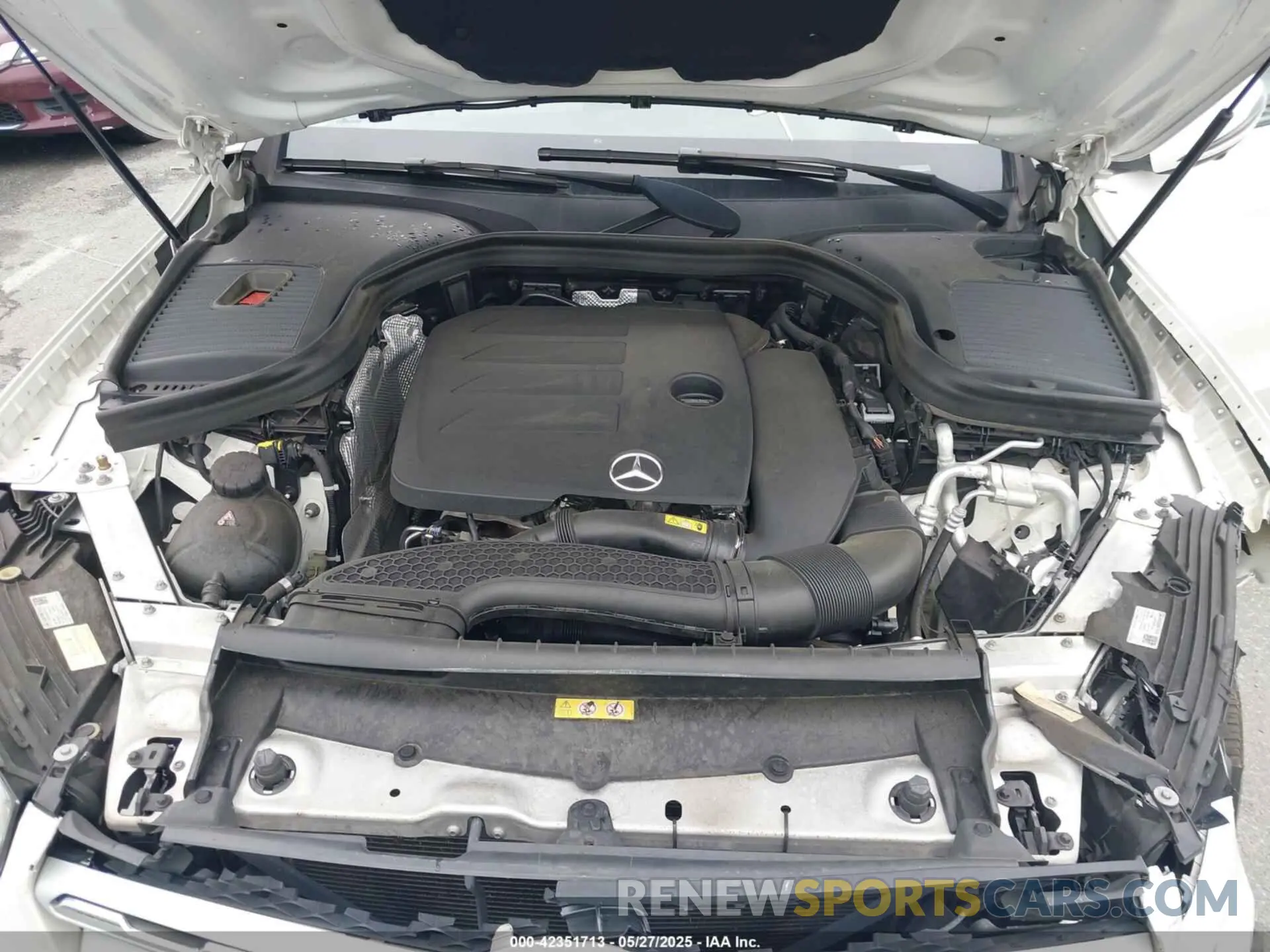 10 Photograph of a damaged car WDC0G8EB6LF745089 MERCEDES-BENZ GLC 300 2020