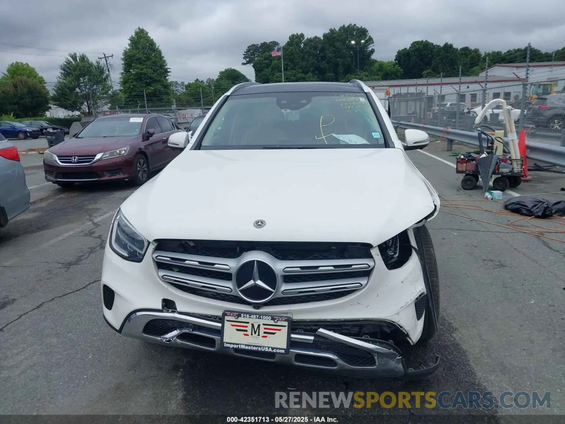 13 Photograph of a damaged car WDC0G8EB6LF745089 MERCEDES-BENZ GLC 300 2020