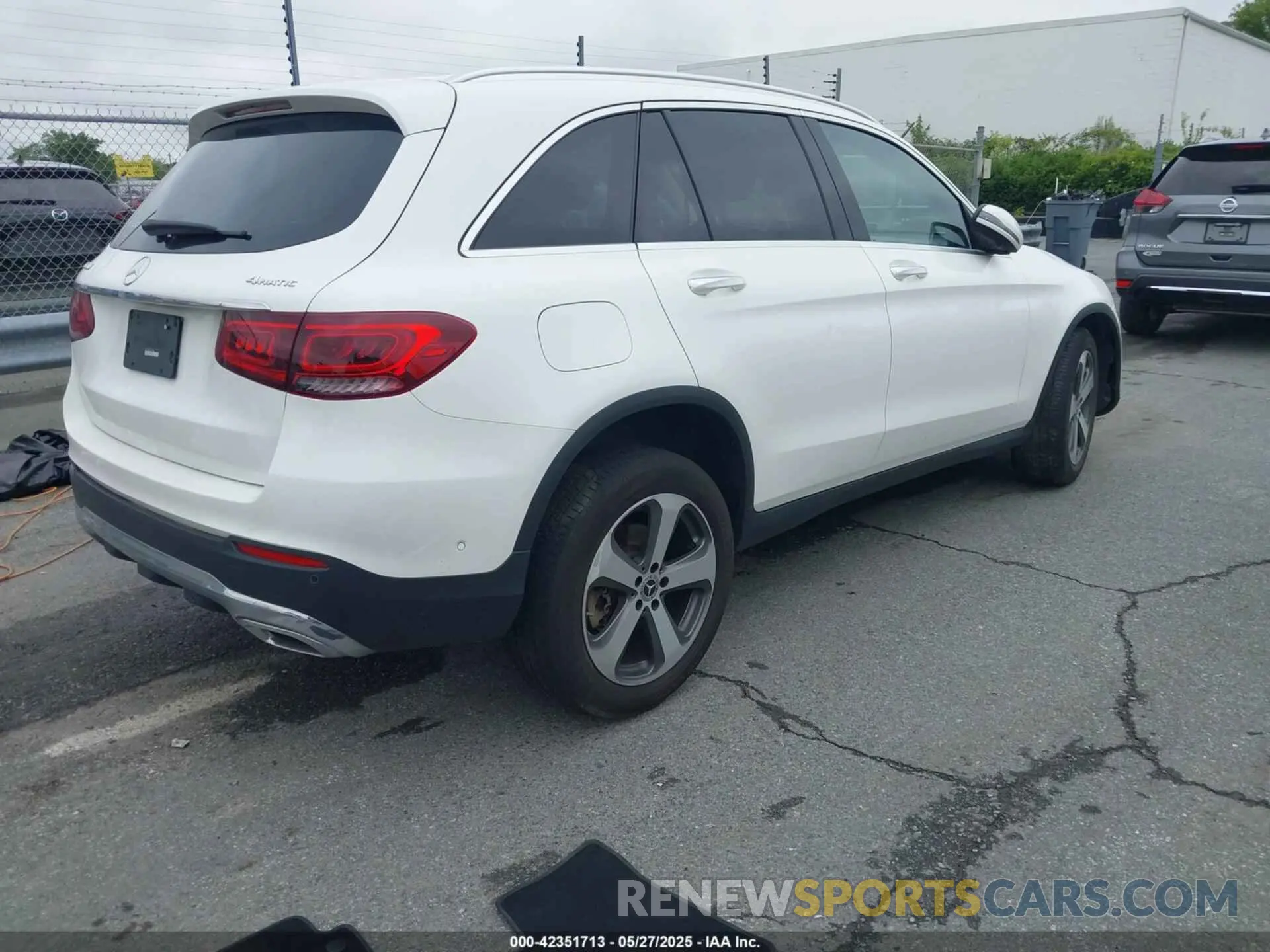 4 Photograph of a damaged car WDC0G8EB6LF745089 MERCEDES-BENZ GLC 300 2020