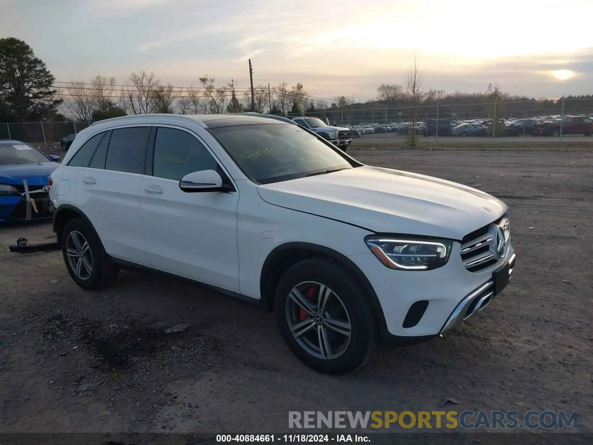 1 Photograph of a damaged car WDC0G8EB7LF716717 MERCEDES-BENZ GLC 300 2020
