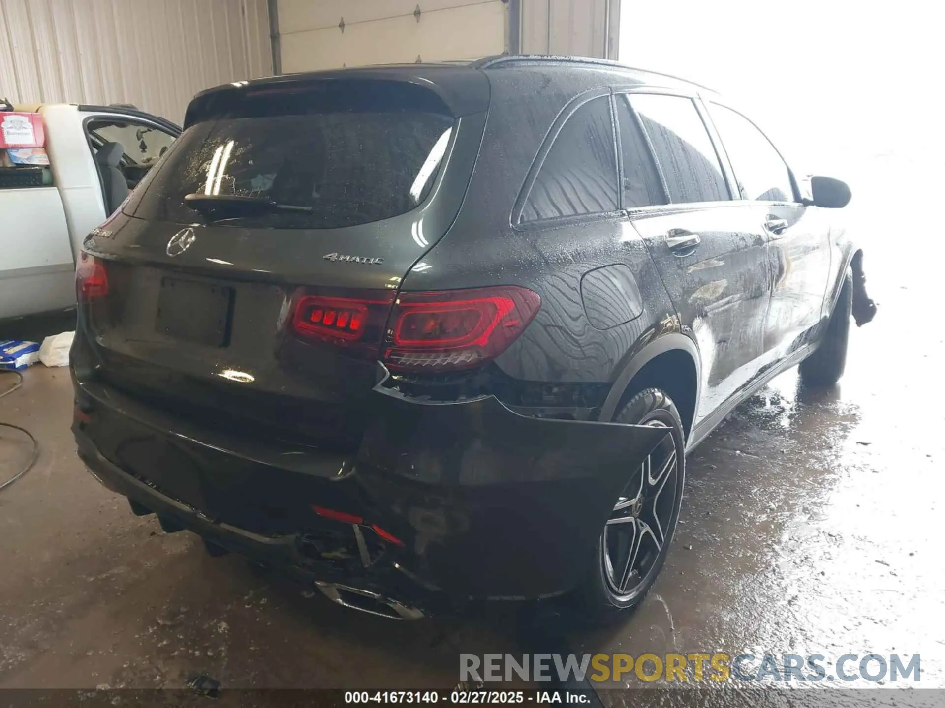 4 Photograph of a damaged car WDC0G8EB8LF699555 MERCEDES-BENZ GLC 300 2020