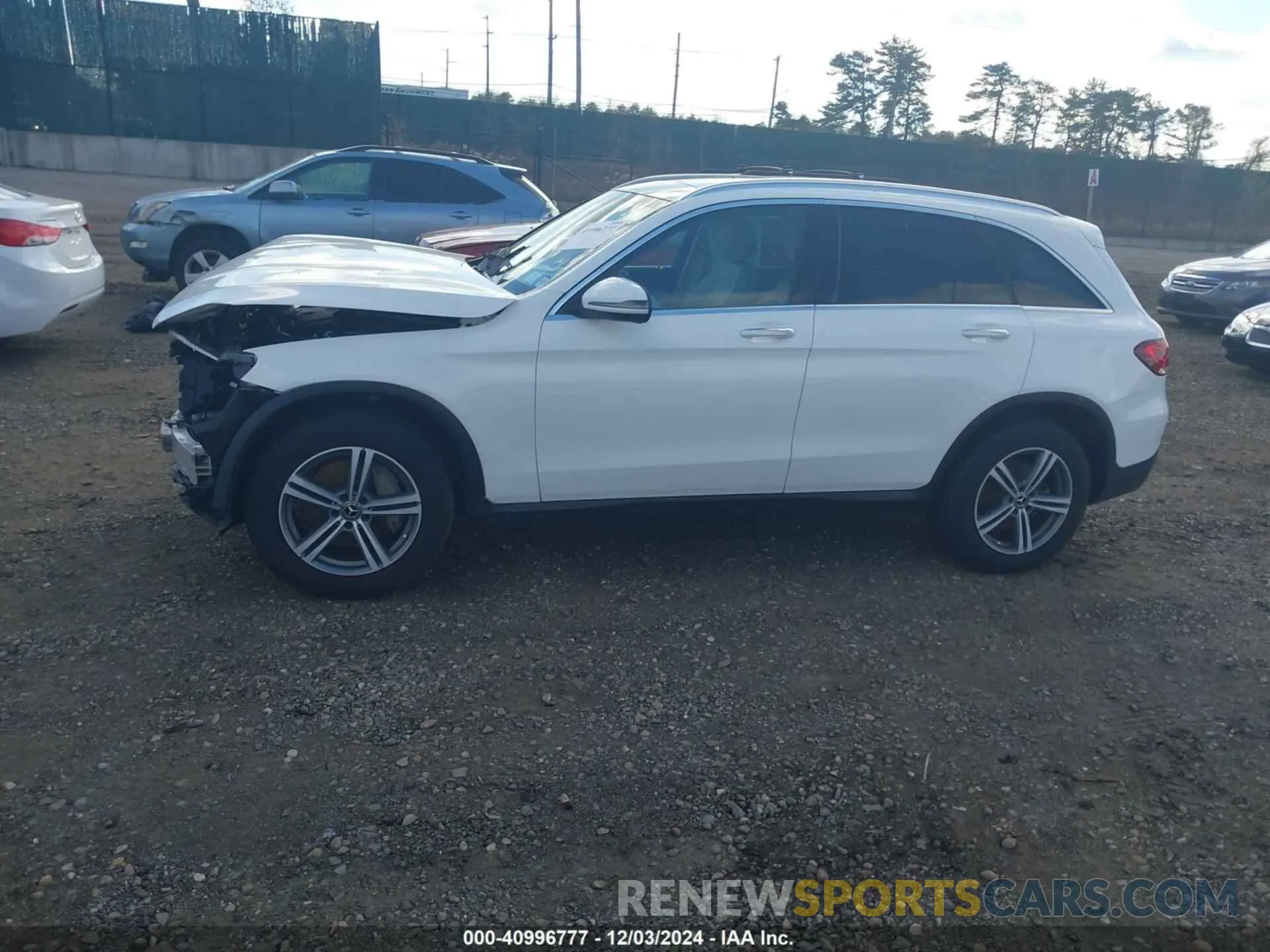 14 Photograph of a damaged car WDC0G8EBXLF750084 MERCEDES-BENZ GLC 300 2020
